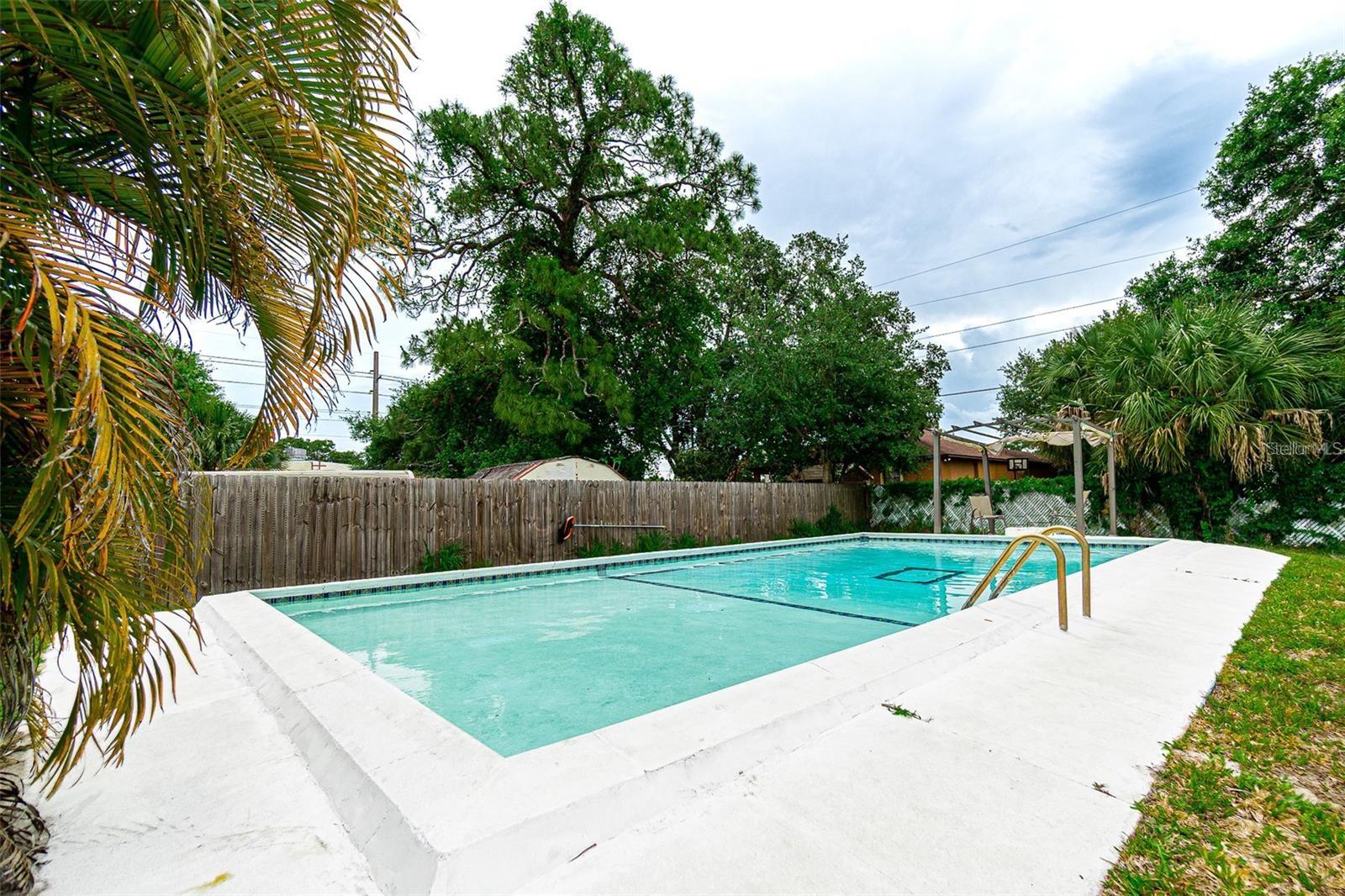 Image 21 of 26 For 1003 Pinedale Road