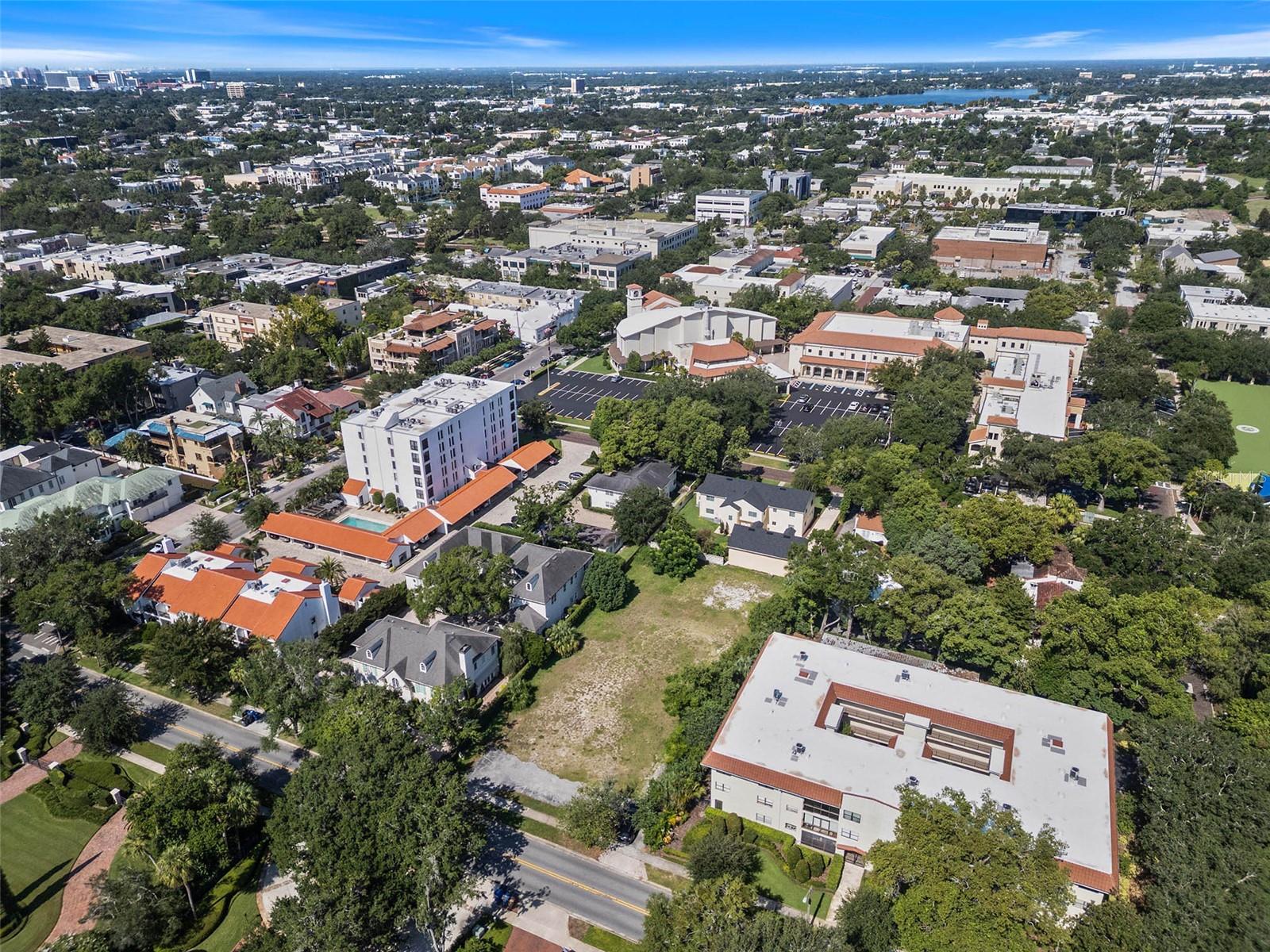 Image 9 of 12 For 503 Interlachen Avenue