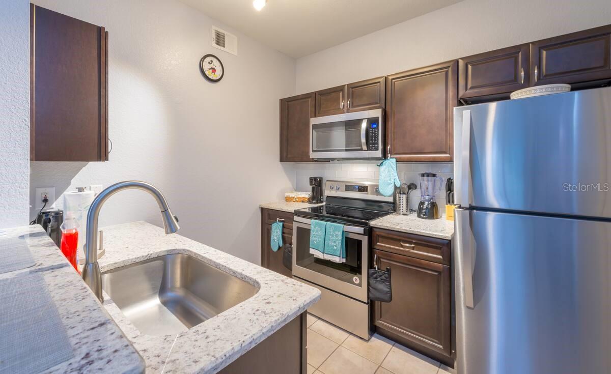 Image 12 of 29 For 8927 Legacy Court 301