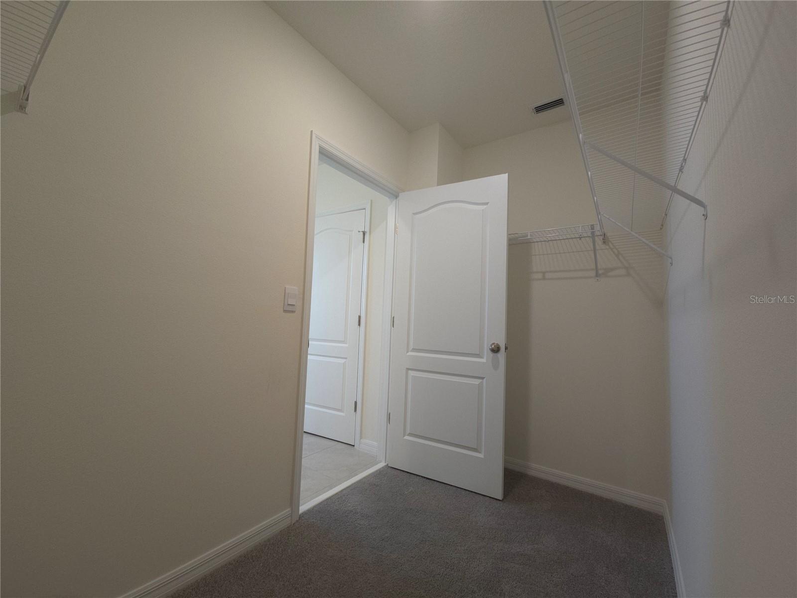 Image 9 of 9 For 680 Griffon Avenue