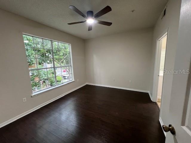Image 11 of 29 For 13028 Plantation Park Circle 1228