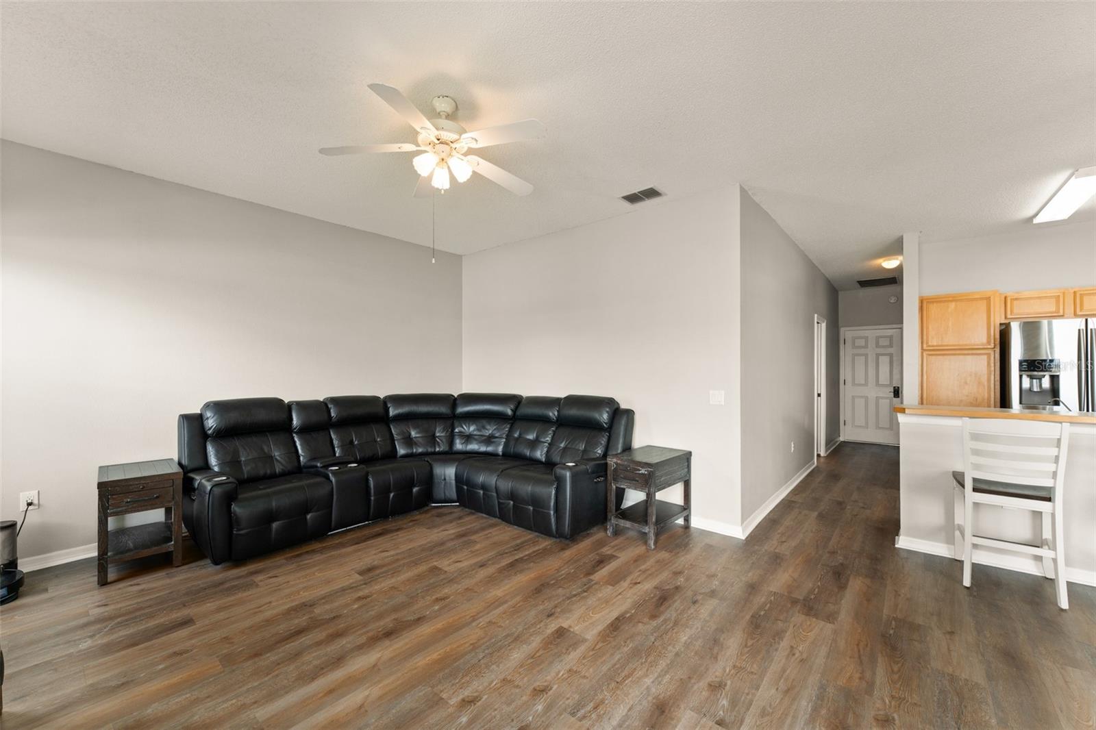 Image 11 of 41 For 453 Peppermill Circle
