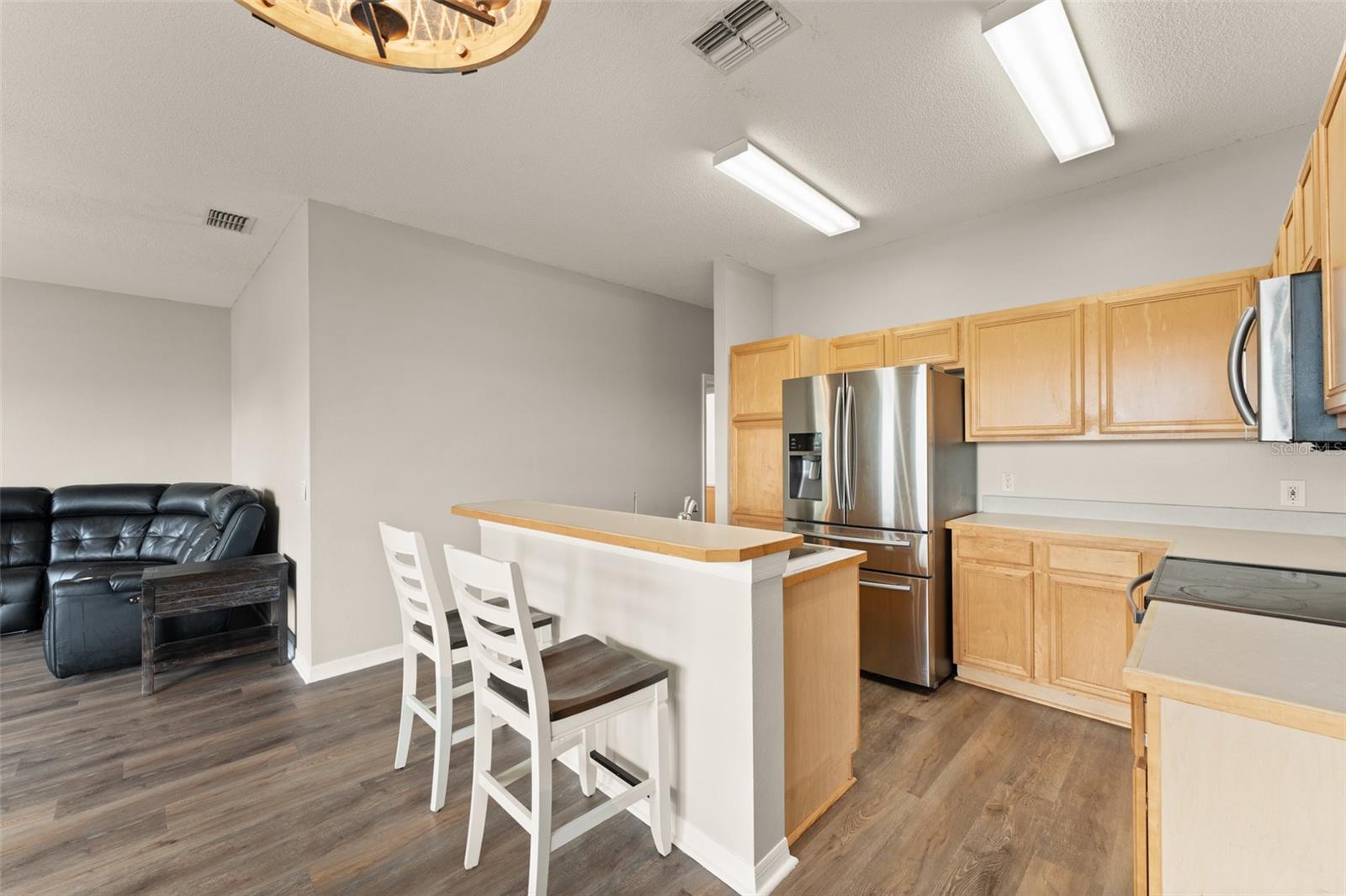 Image 18 of 41 For 453 Peppermill Circle