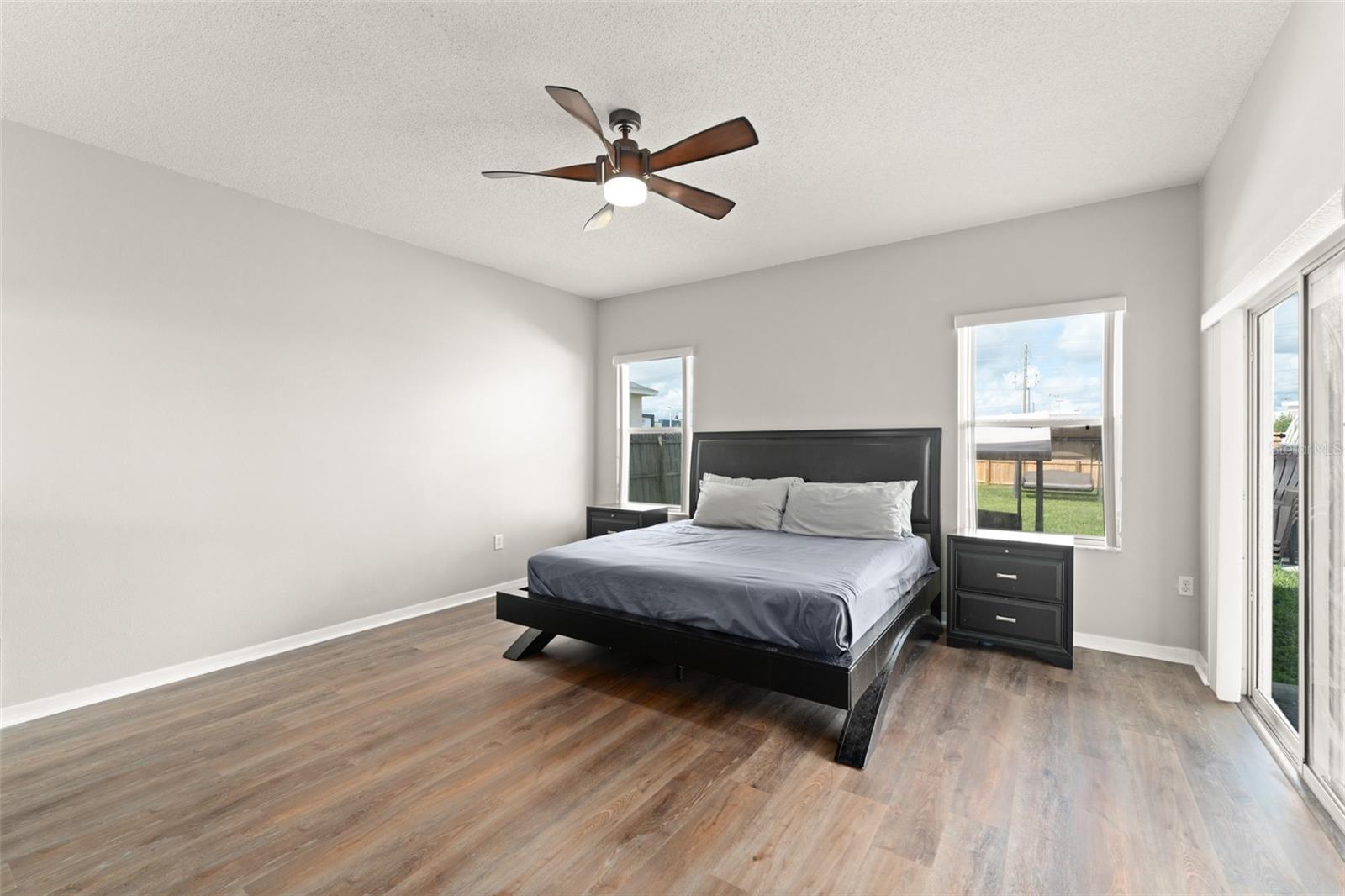 Image 19 of 41 For 453 Peppermill Circle