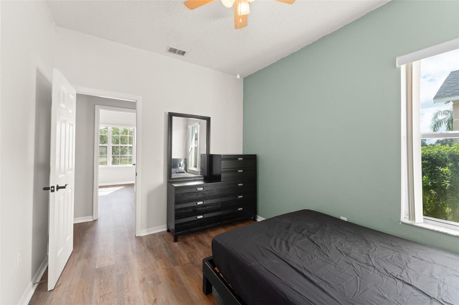 Image 29 of 41 For 453 Peppermill Circle