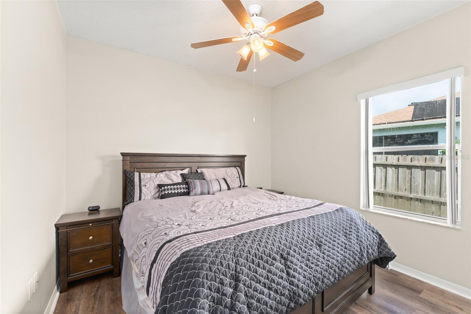 Image 31 of 41 For 453 Peppermill Circle