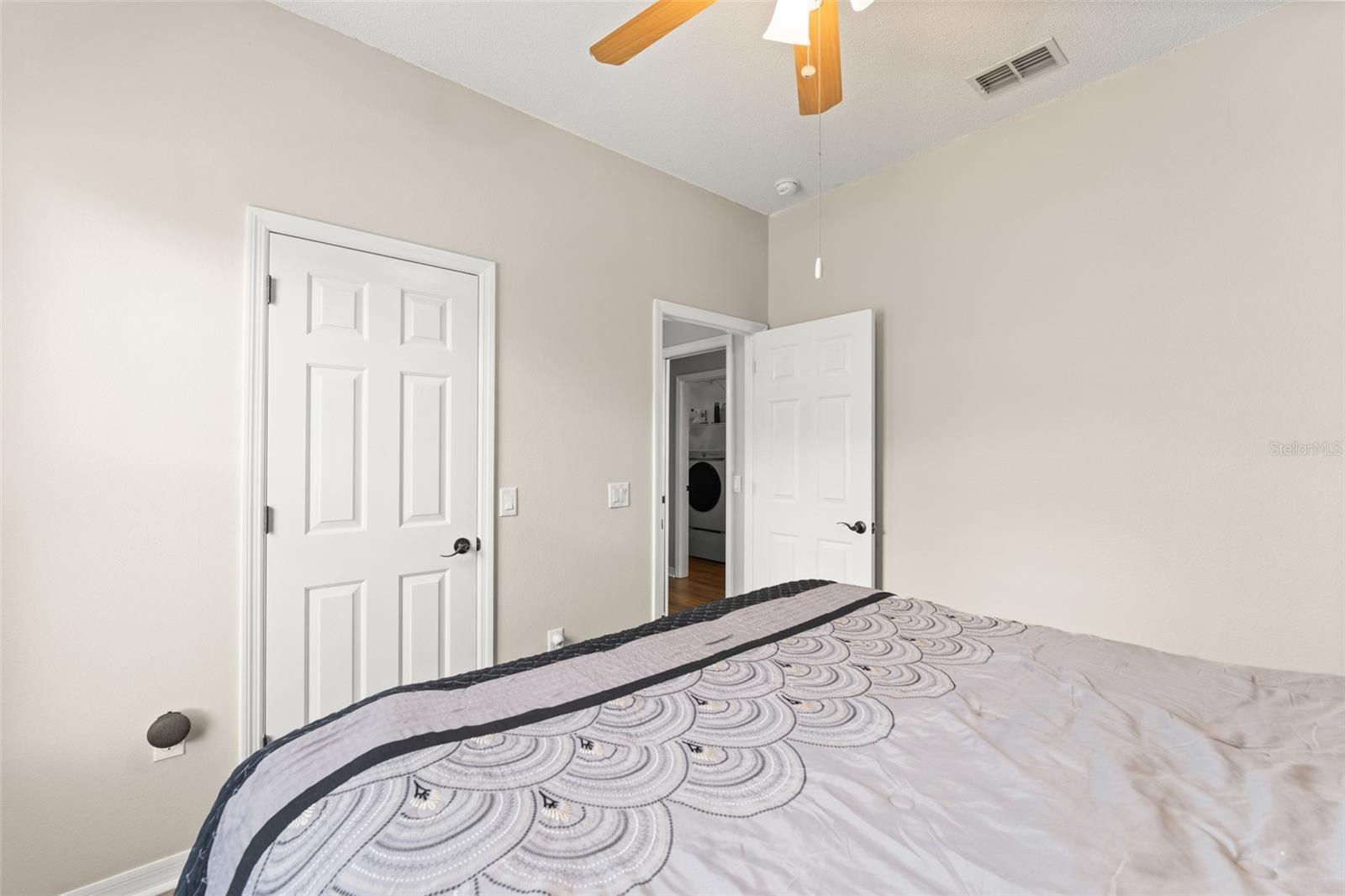 Image 32 of 41 For 453 Peppermill Circle