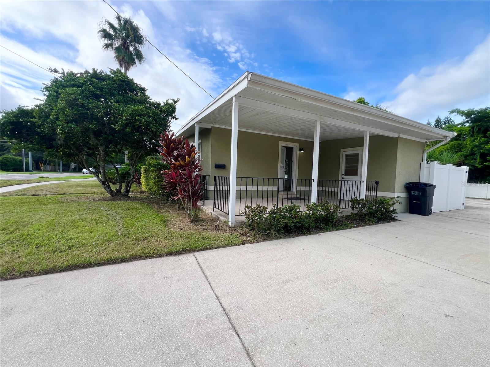 Image 48 of 50 For 5037 Lake Howell Road