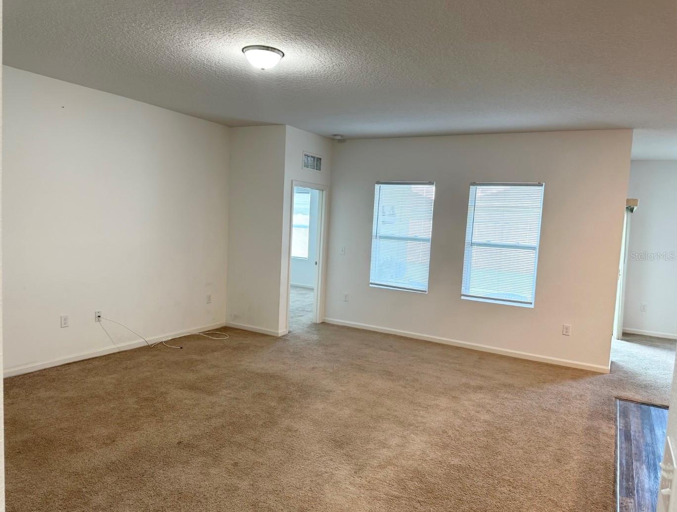 Image 14 of 46 For 896 Orchid Grove Boulevard