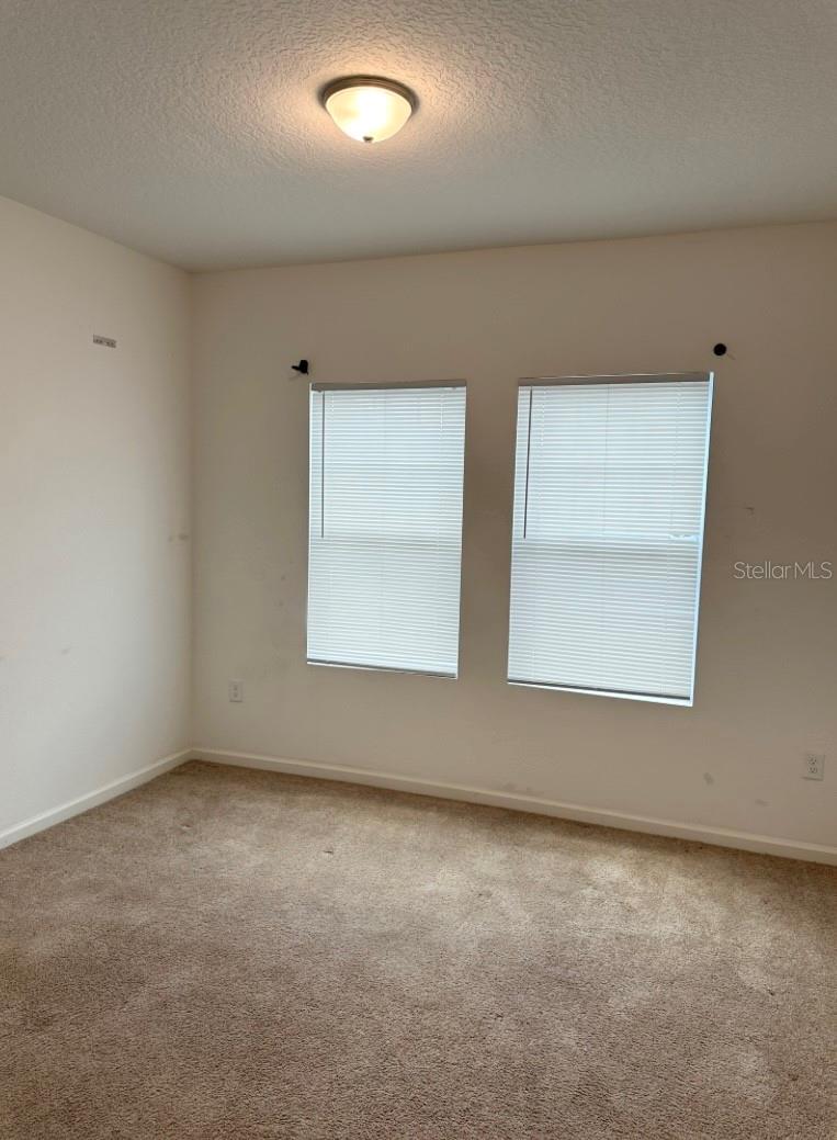 Image 18 of 46 For 896 Orchid Grove Boulevard