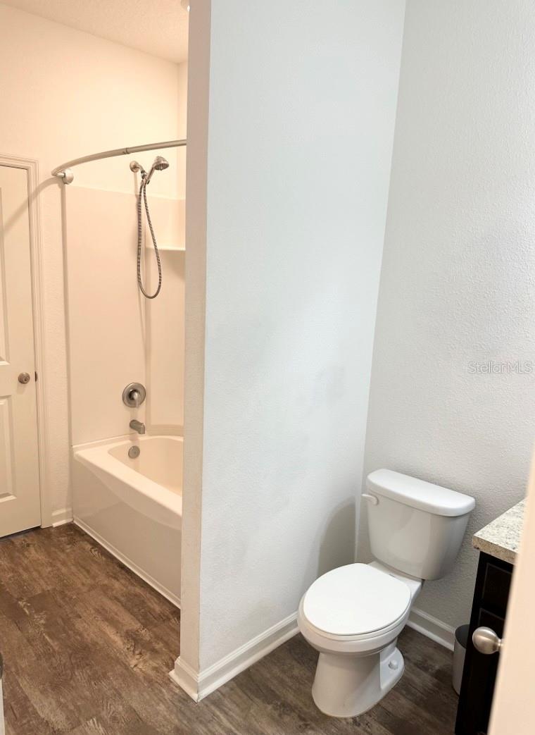 Image 32 of 46 For 896 Orchid Grove Boulevard