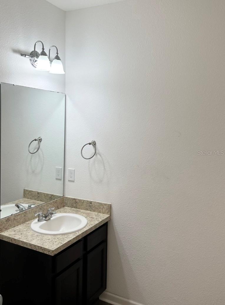 Image 33 of 46 For 896 Orchid Grove Boulevard