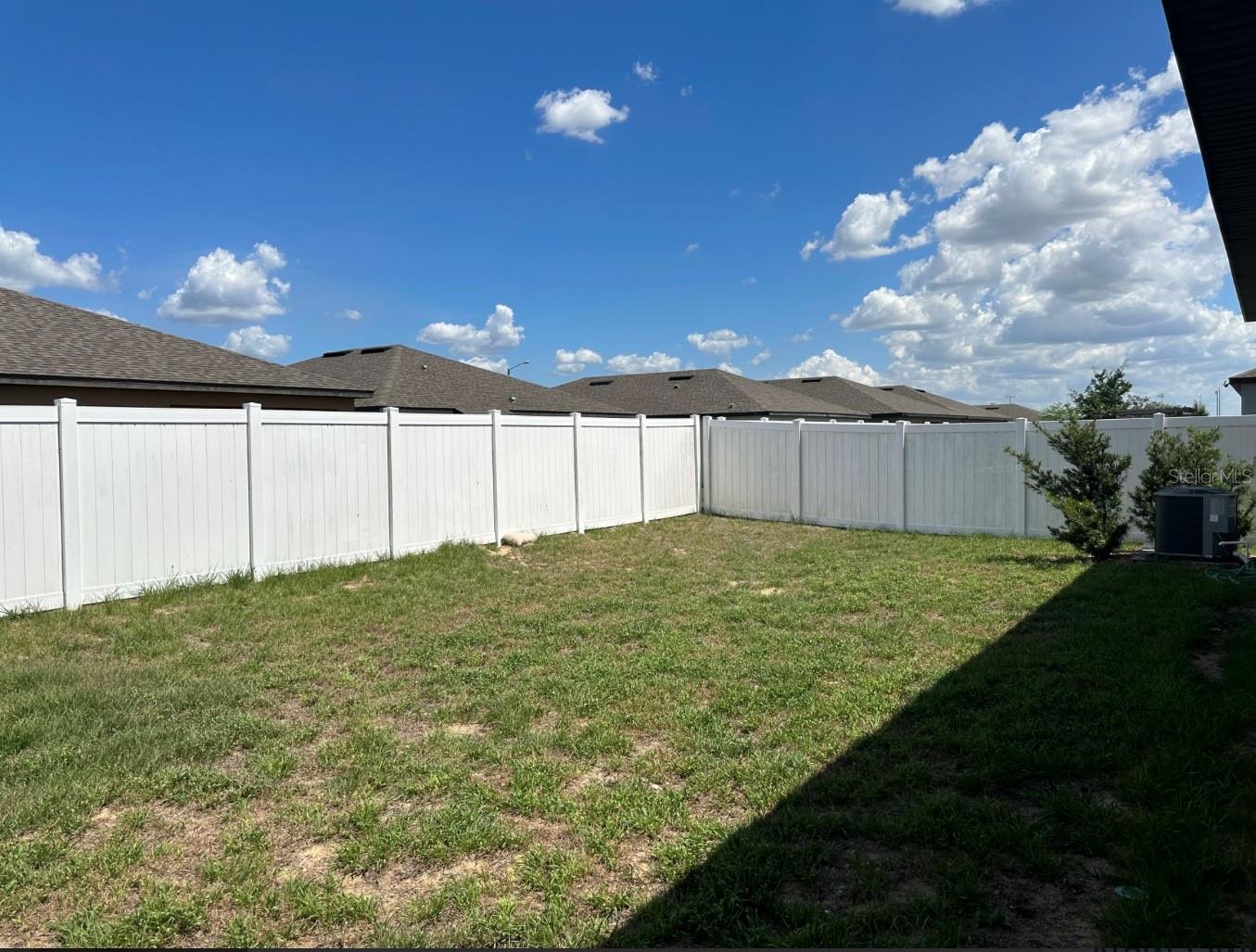 Image 42 of 46 For 896 Orchid Grove Boulevard