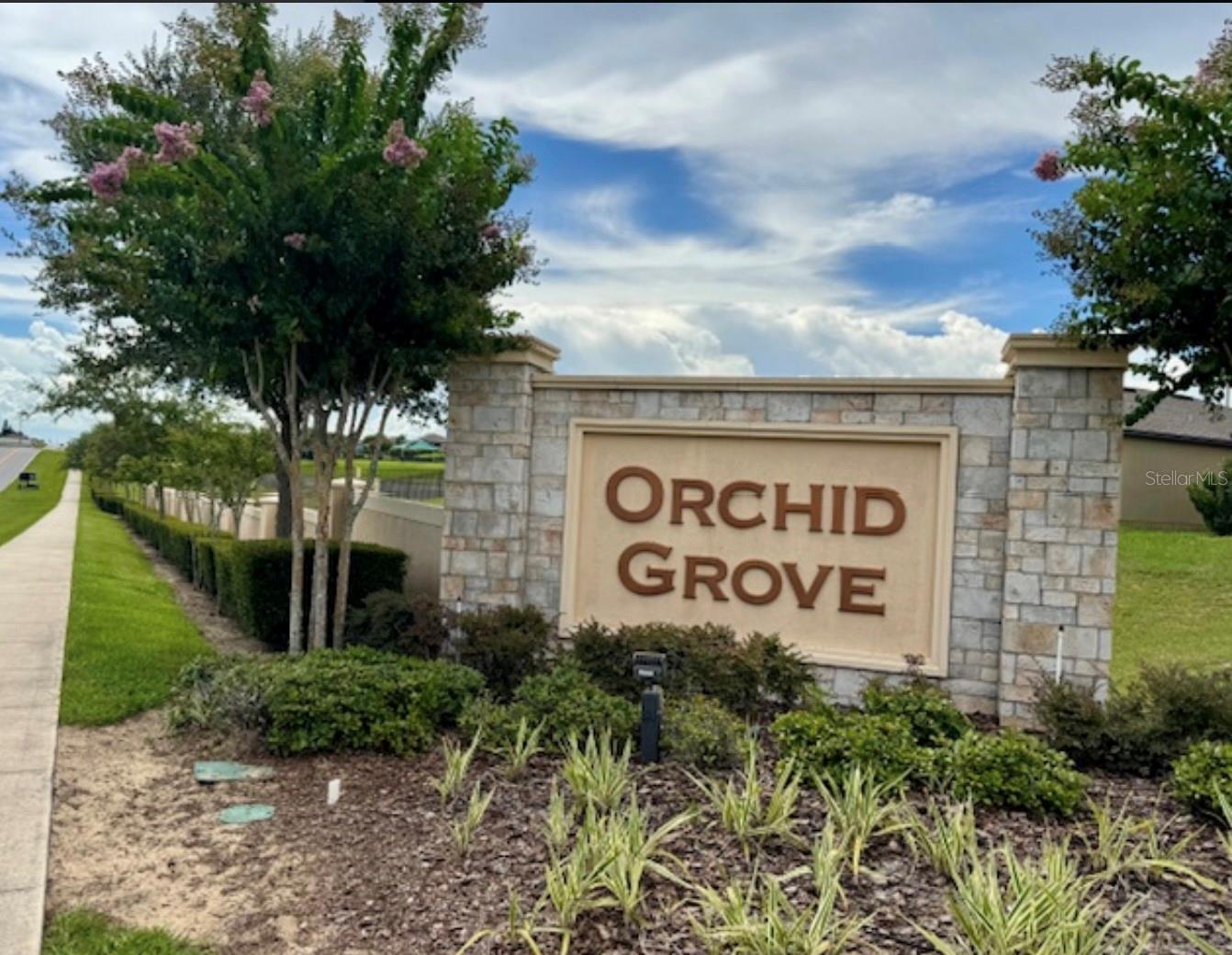 Image 6 of 46 For 896 Orchid Grove Boulevard