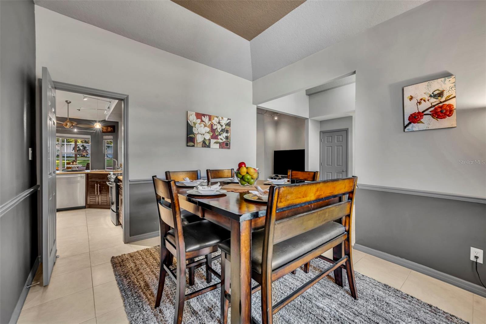 Image 10 of 63 For 2441 Willow Springs Court