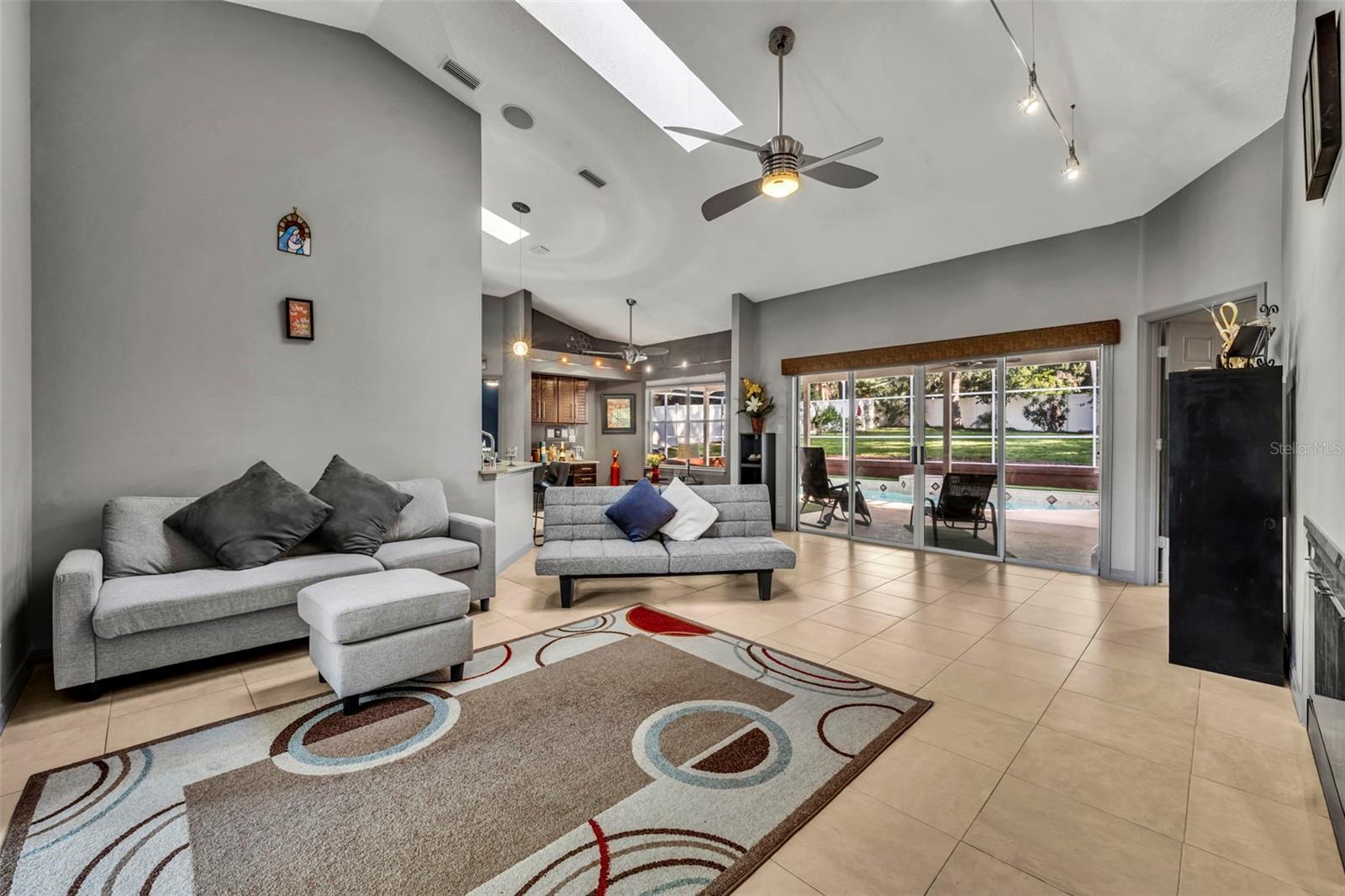 Image 11 of 63 For 2441 Willow Springs Court