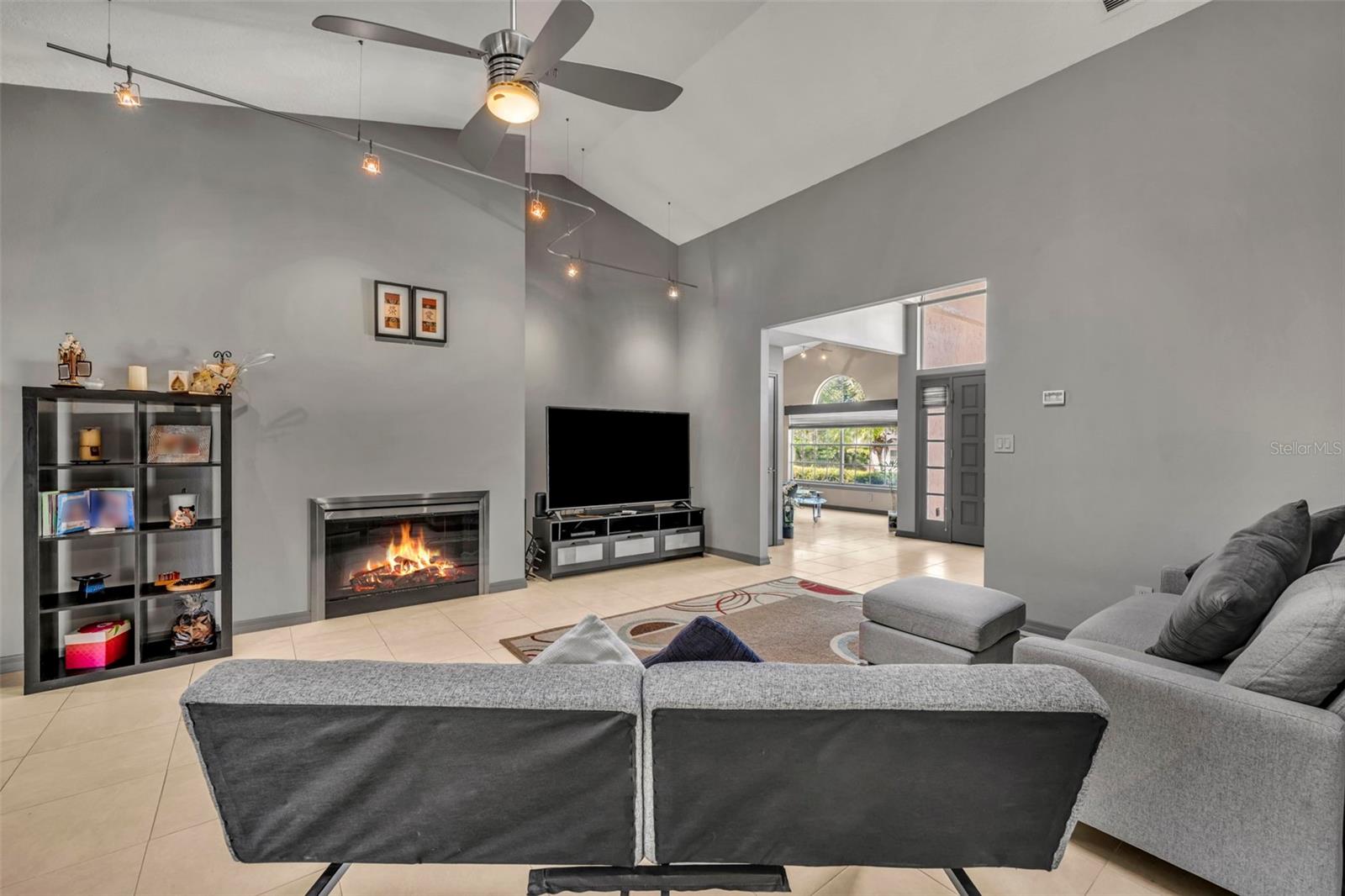 Image 14 of 63 For 2441 Willow Springs Court