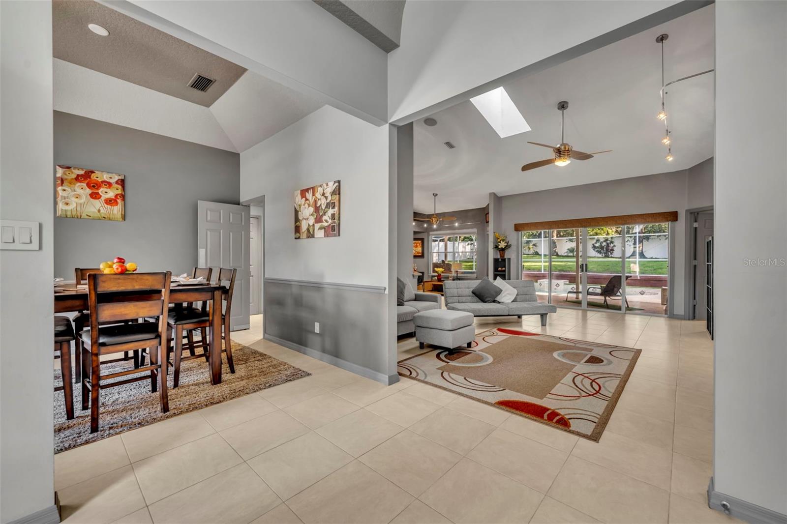 Image 6 of 63 For 2441 Willow Springs Court
