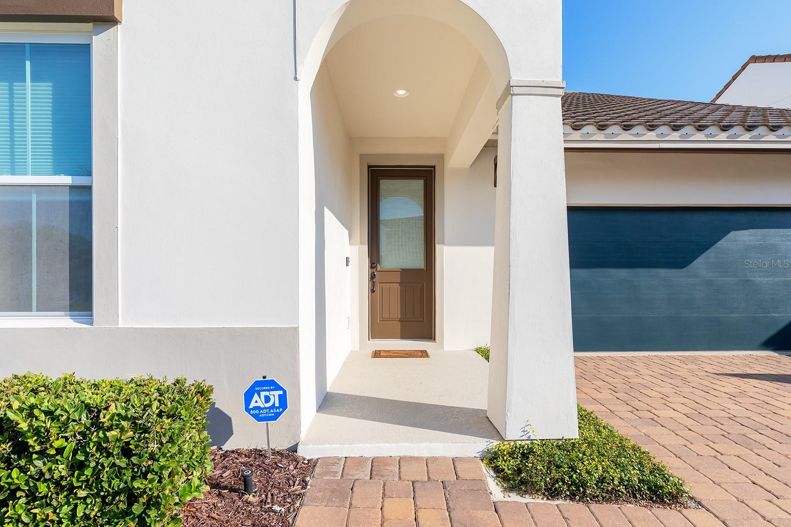 Image 3 of 40 For 2567 Roveri Avenue