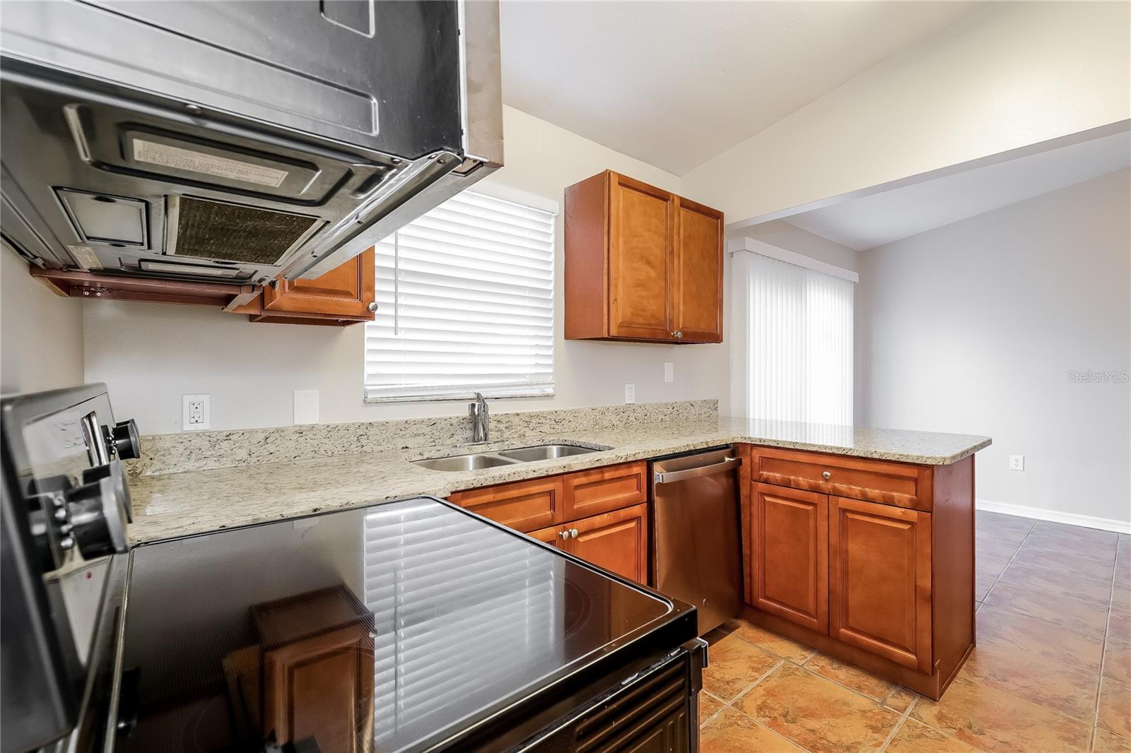 Image 8 of 16 For 651 Delmonte Court
