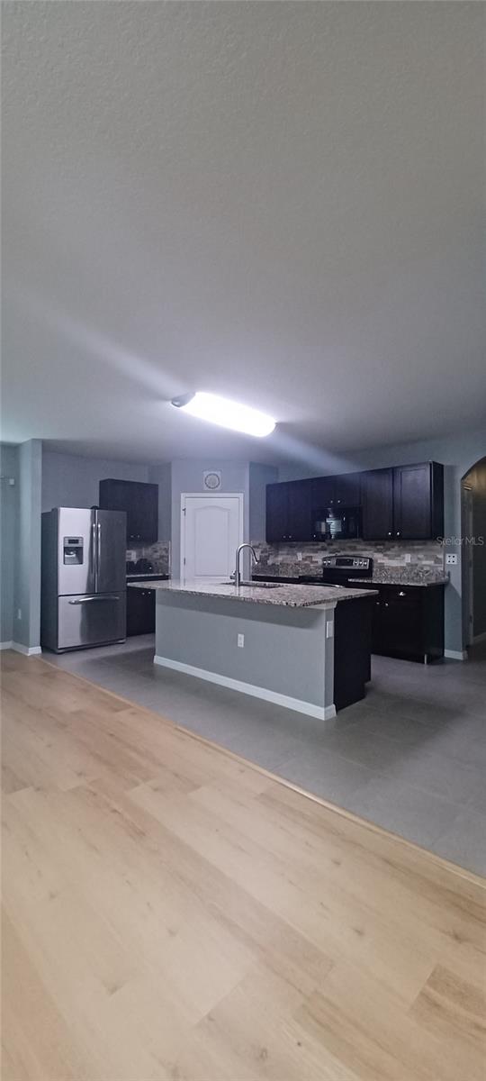 Image 11 of 37 For 5225 11th Street E