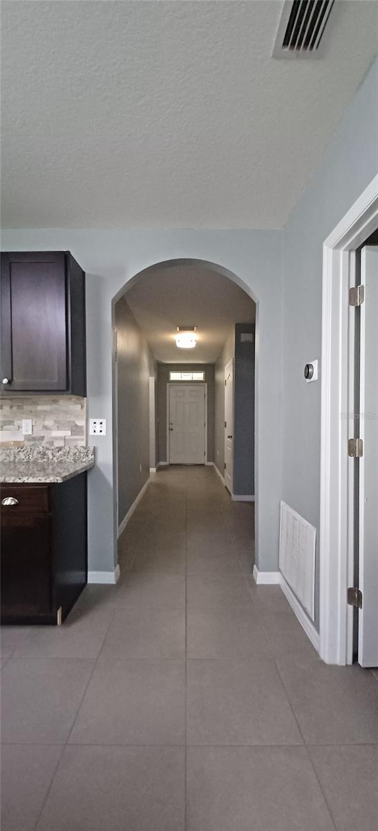 Image 20 of 37 For 5225 11th Street E