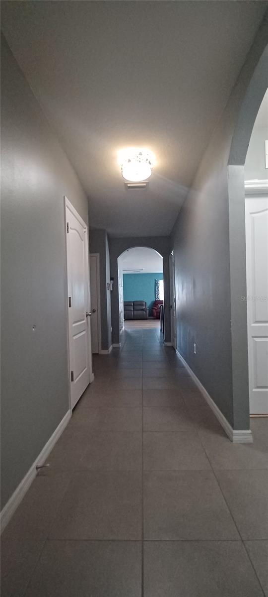 Image 25 of 37 For 5225 11th Street E