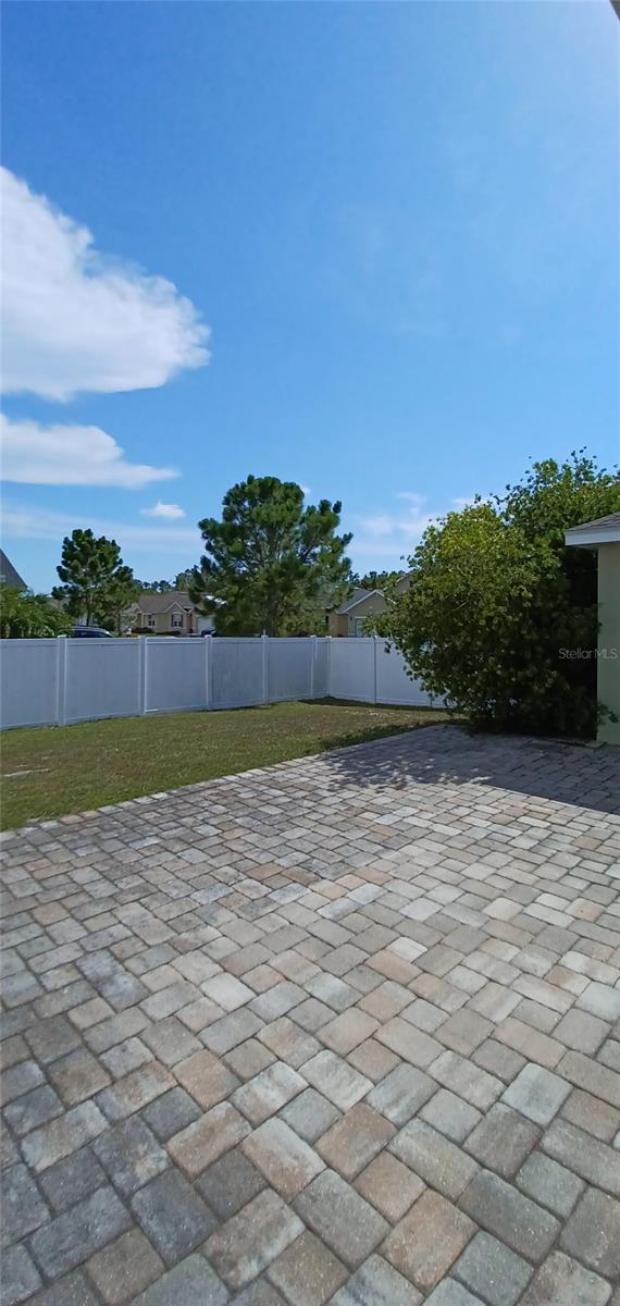 Image 30 of 37 For 5225 11th Street E