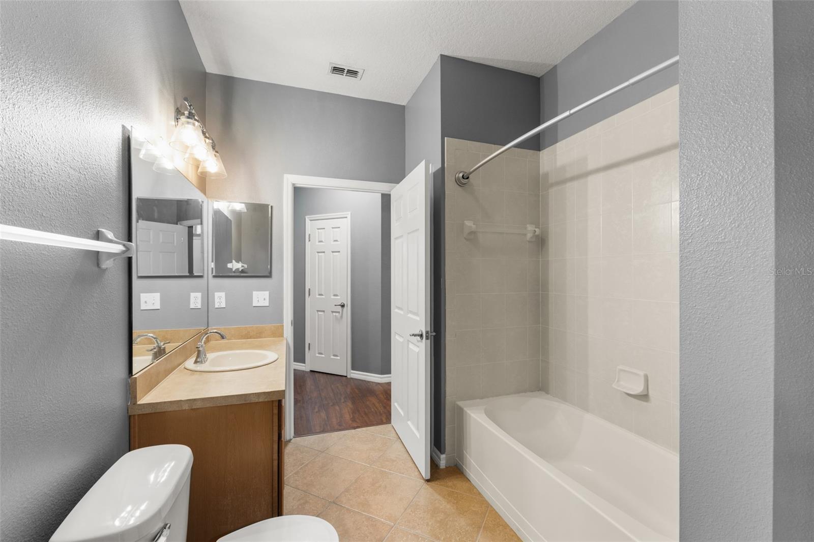 Image 28 of 41 For 30743 Lipizzan Terrace