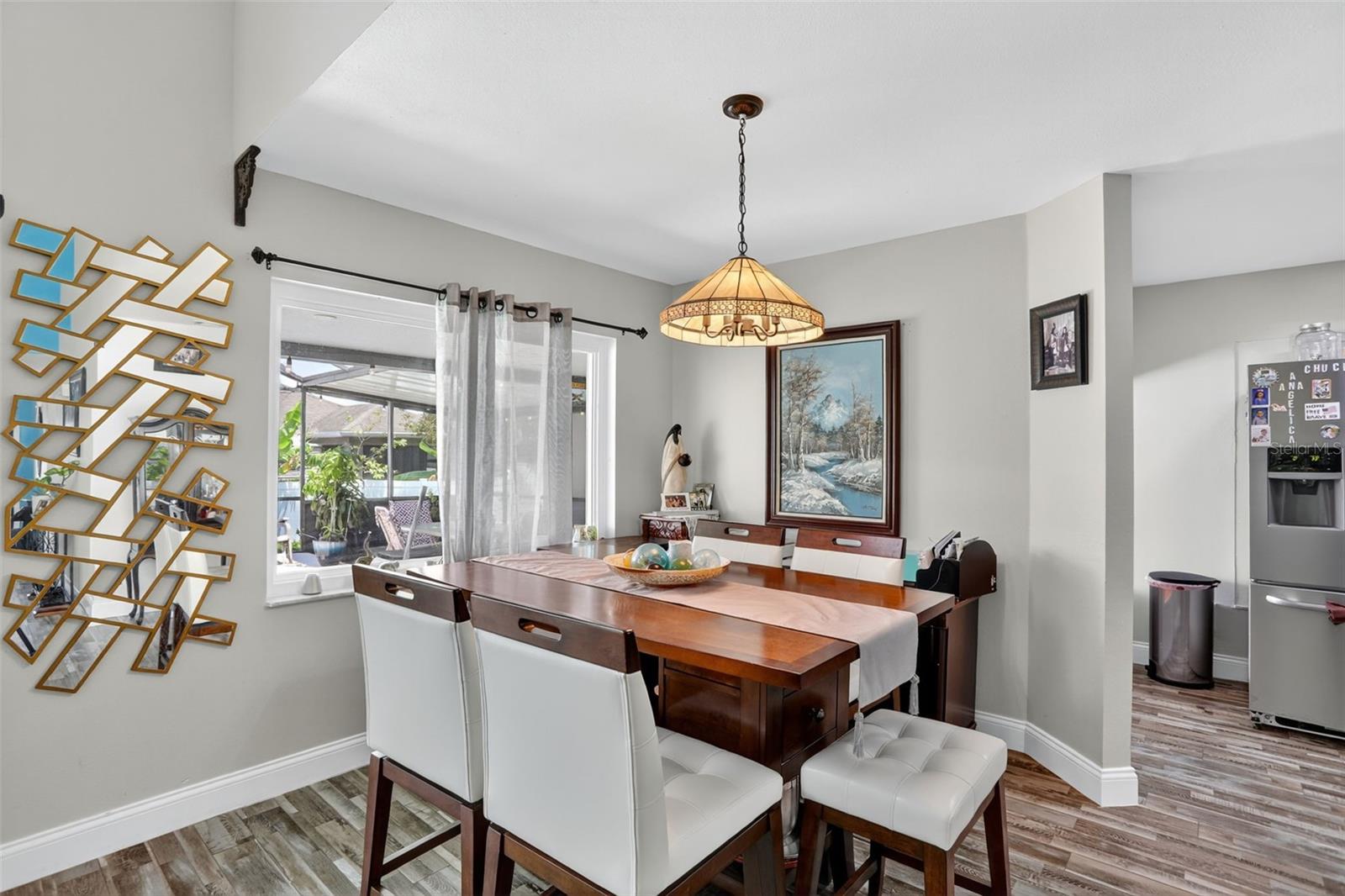 Image 13 of 52 For 635 Moss Park Court