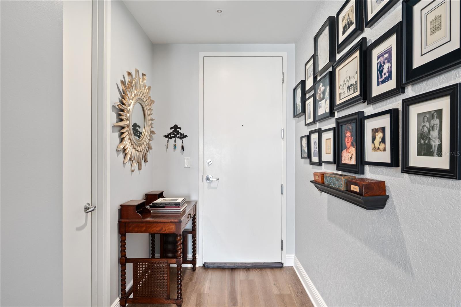 Image 3 of 30 For 150 Robinson Street 30b-7