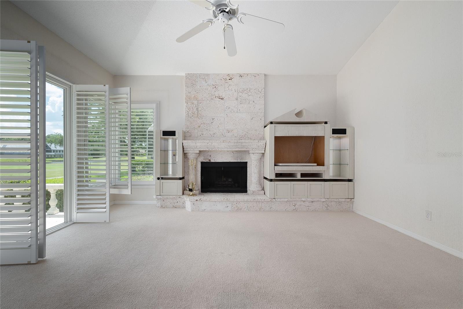 Image 7 of 42 For 235 Promenade Circle