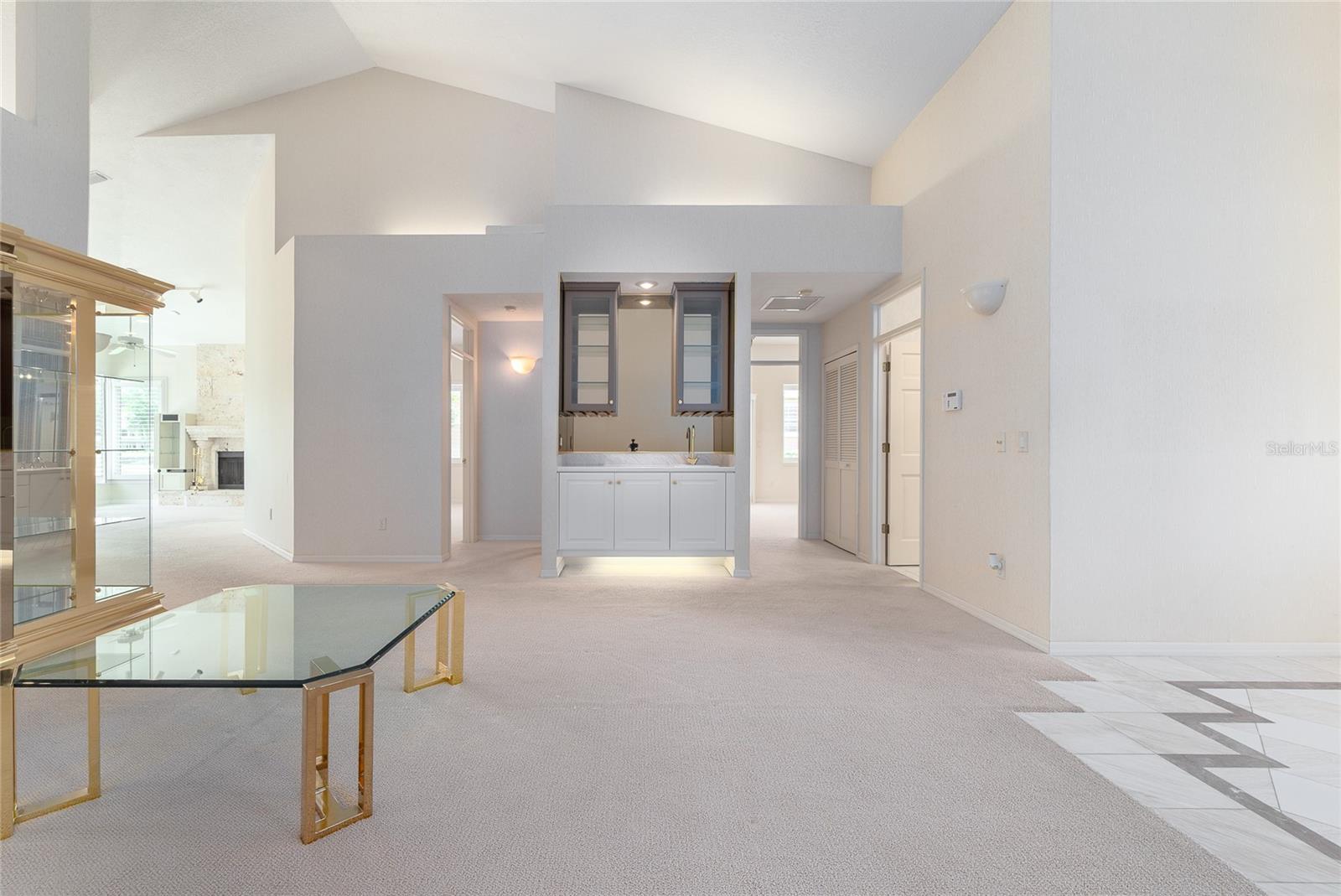 Image 9 of 42 For 235 Promenade Circle