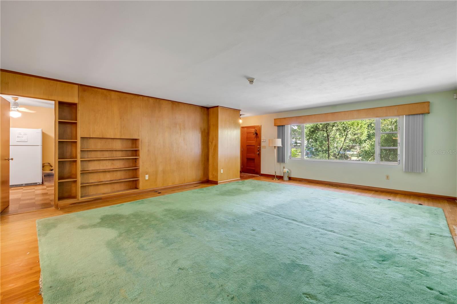 Image 7 of 28 For 221 Delespine Drive