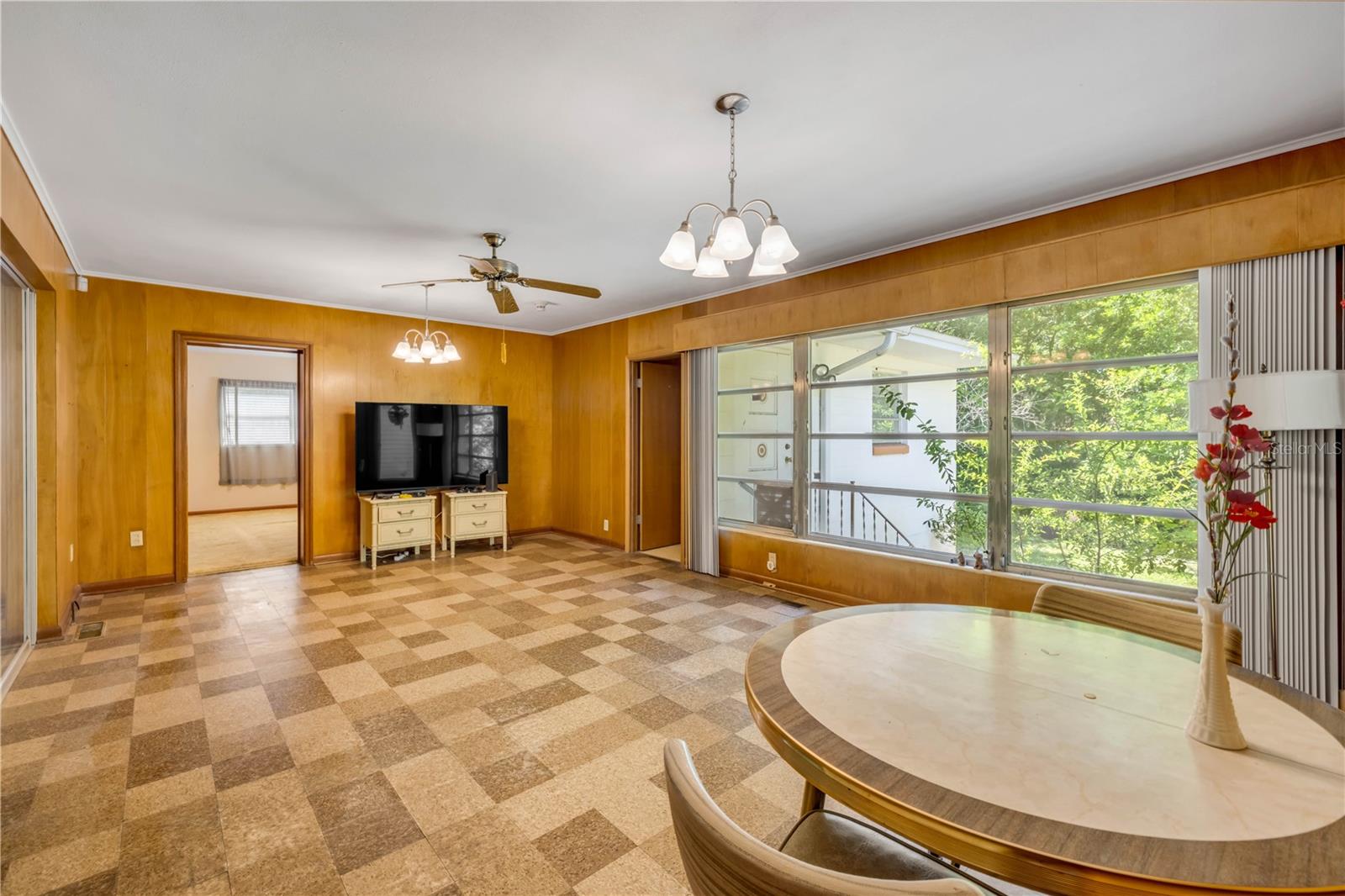 Image 8 of 28 For 221 Delespine Drive
