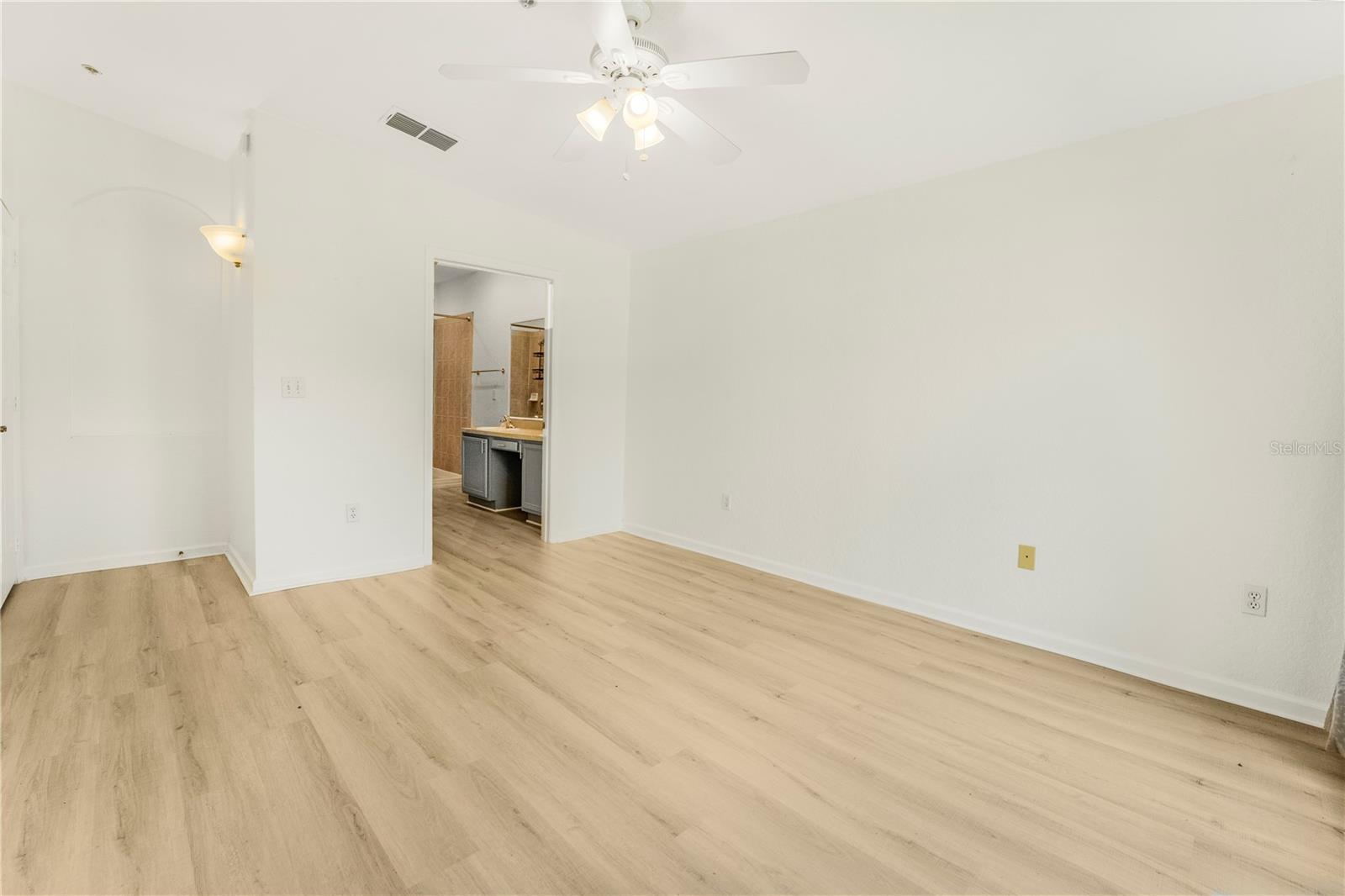 Image 8 of 20 For 3351 Whitestone Circle 304