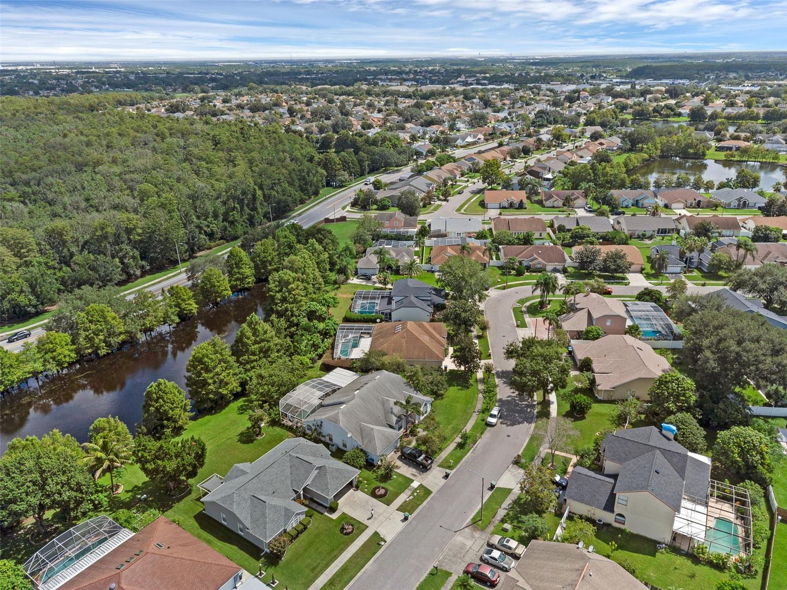Image 40 of 41 For 2503 Rolling Broak Drive