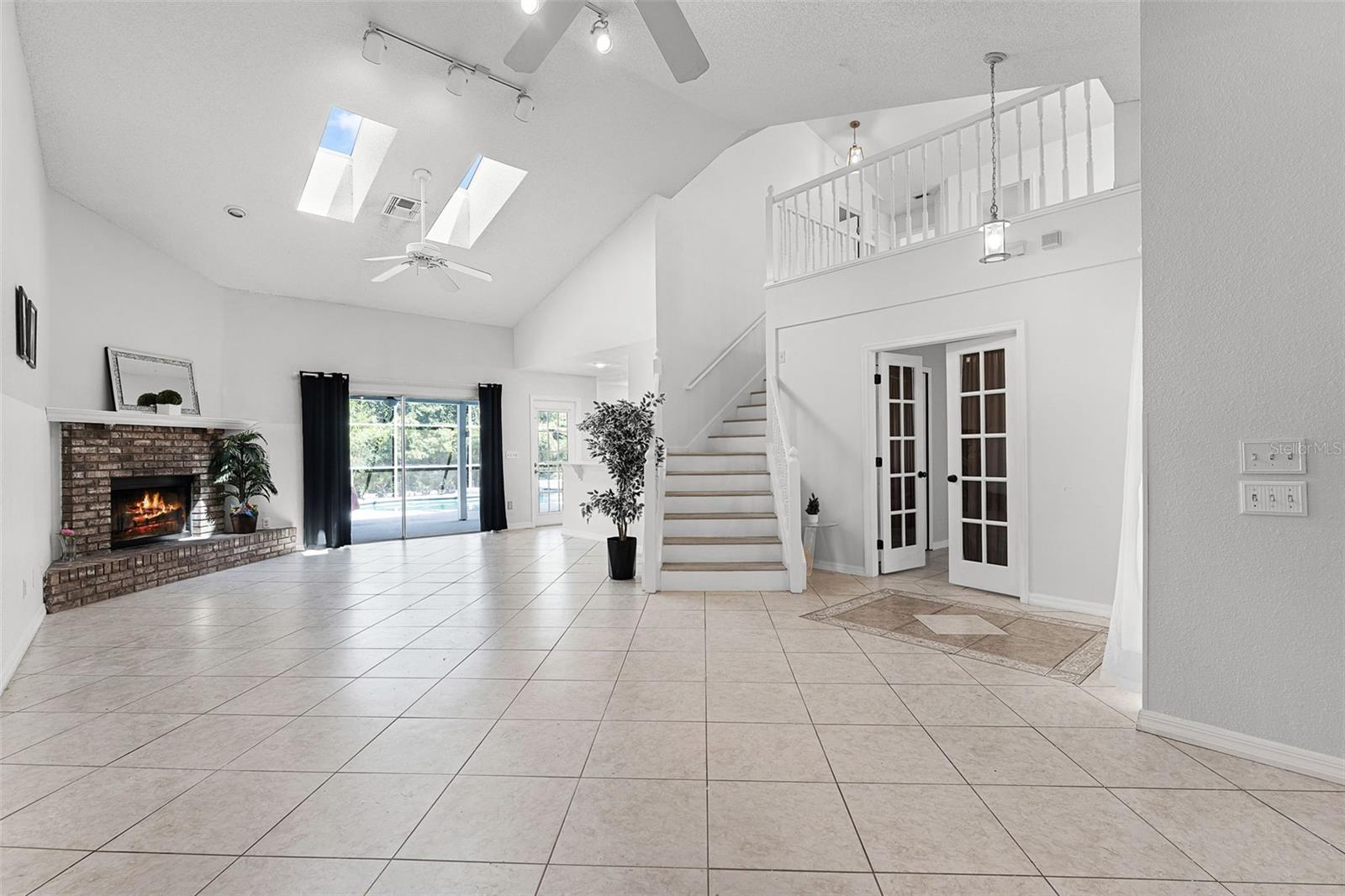 Image 7 of 41 For 2503 Rolling Broak Drive