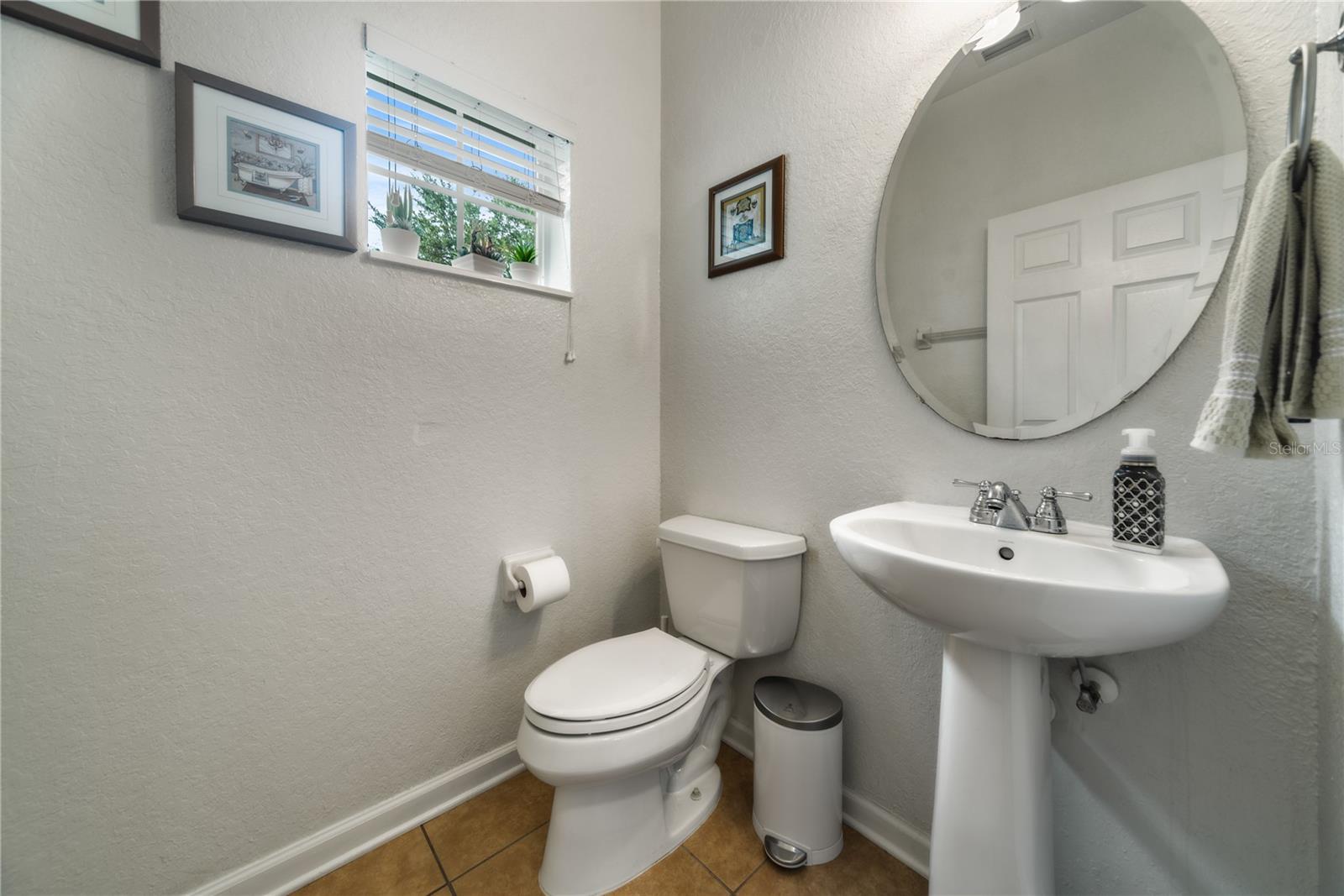 Image 14 of 35 For 6915 Sperone Street