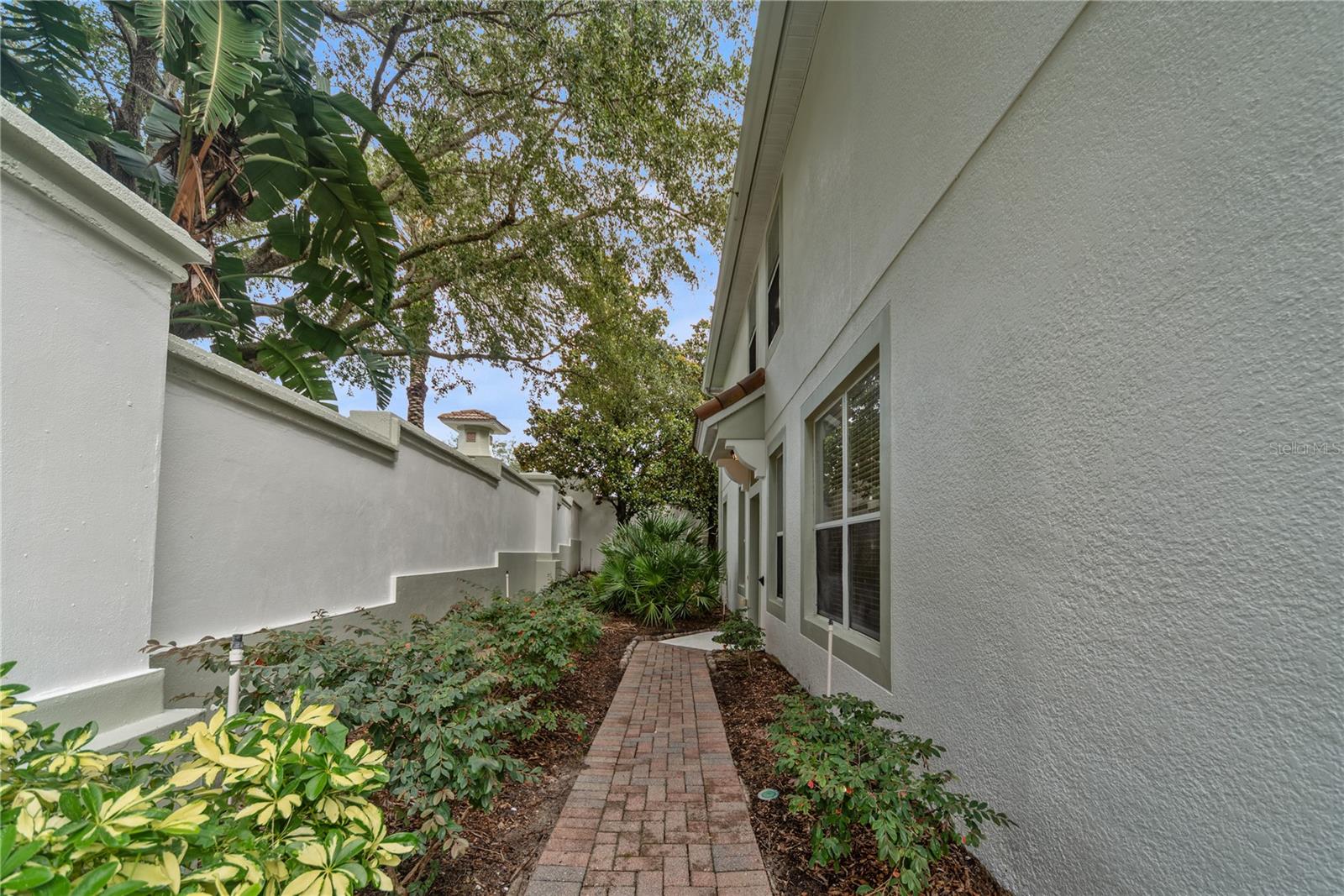 Image 6 of 35 For 6915 Sperone Street