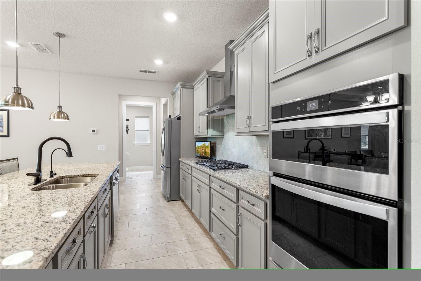 Image 20 of 47 For 2743 River Creek Lane