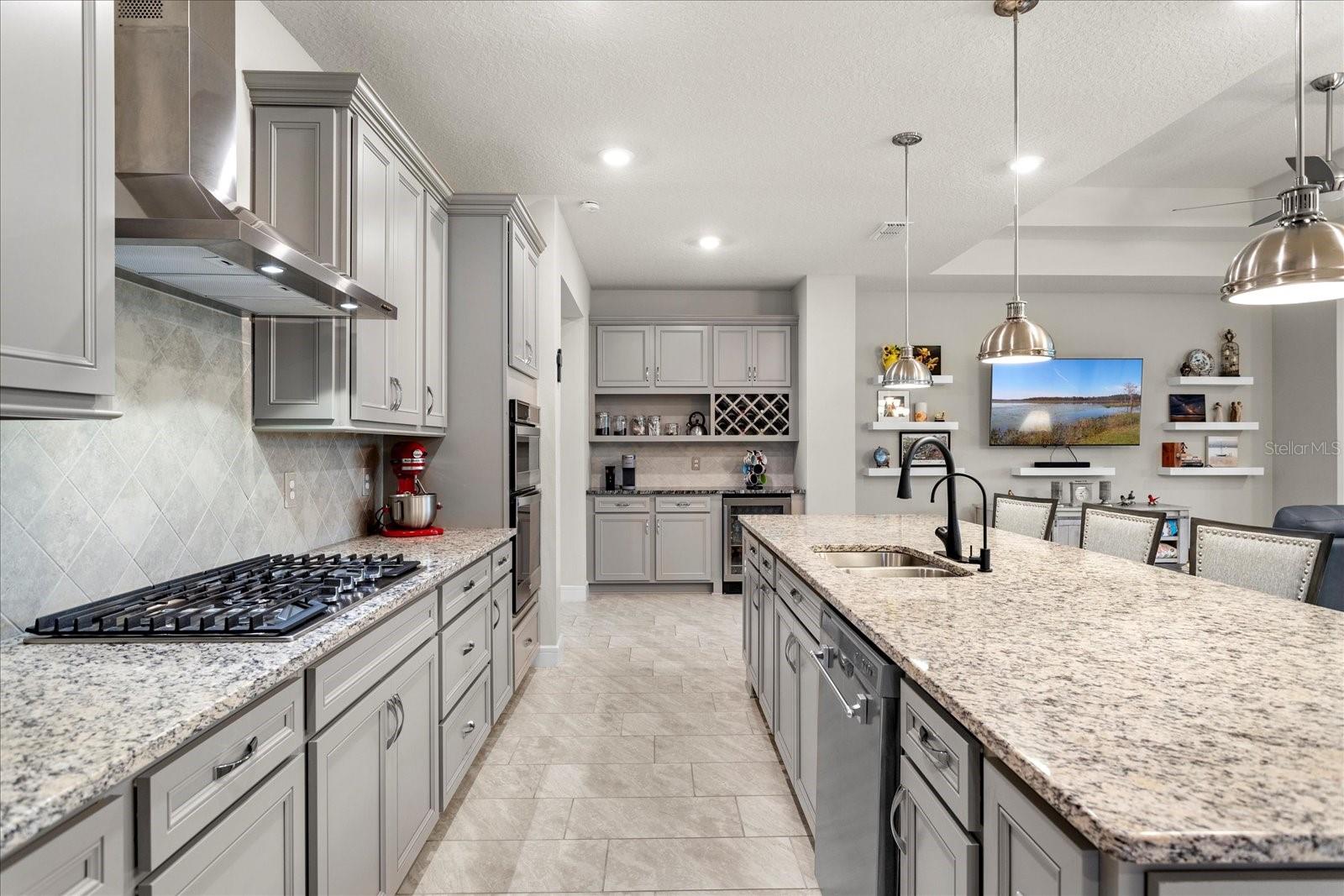 Image 21 of 47 For 2743 River Creek Lane