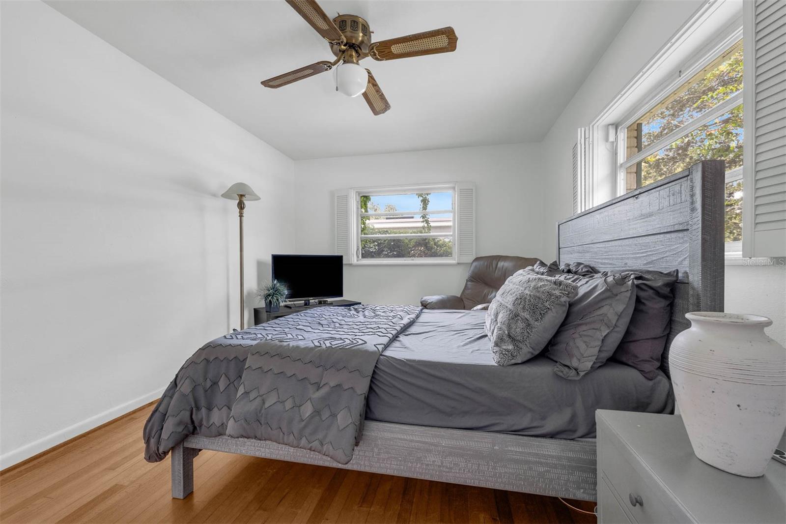 Image 20 of 42 For 3019 Clemwood Street