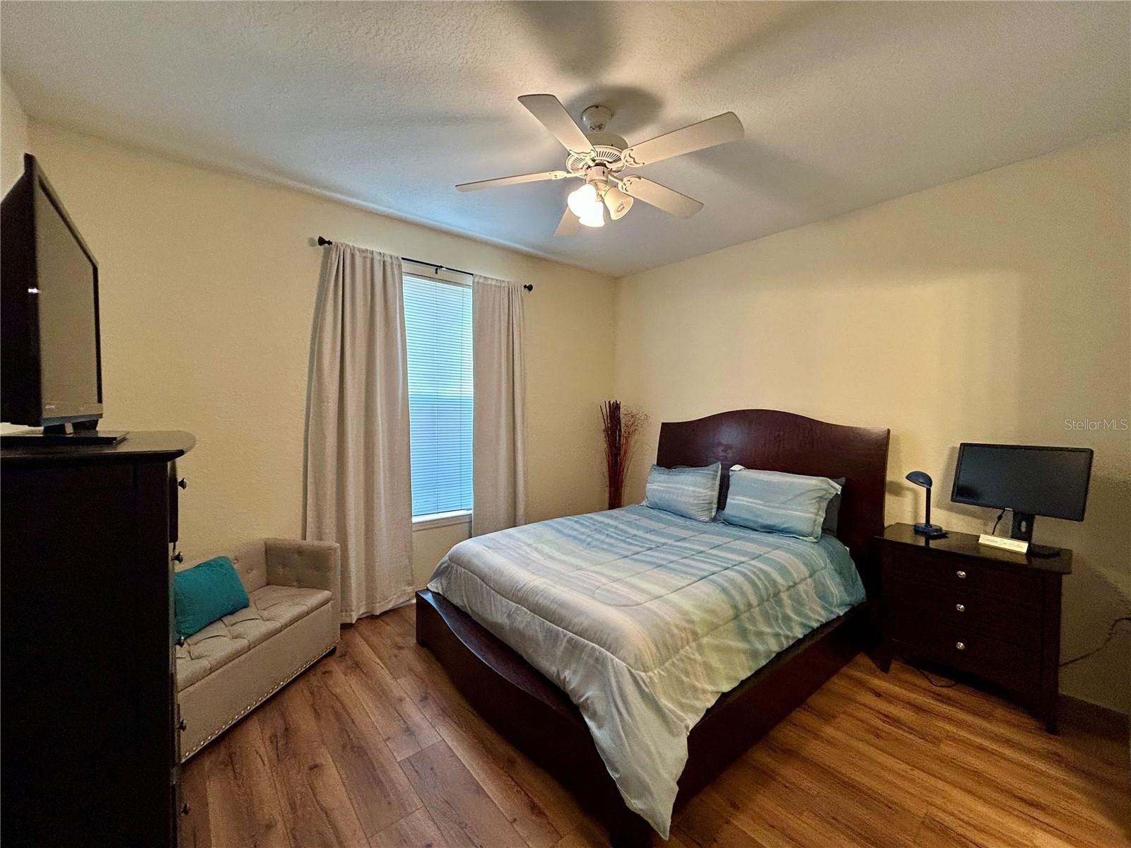 Image 13 of 23 For 5957 Westgate Drive 1911