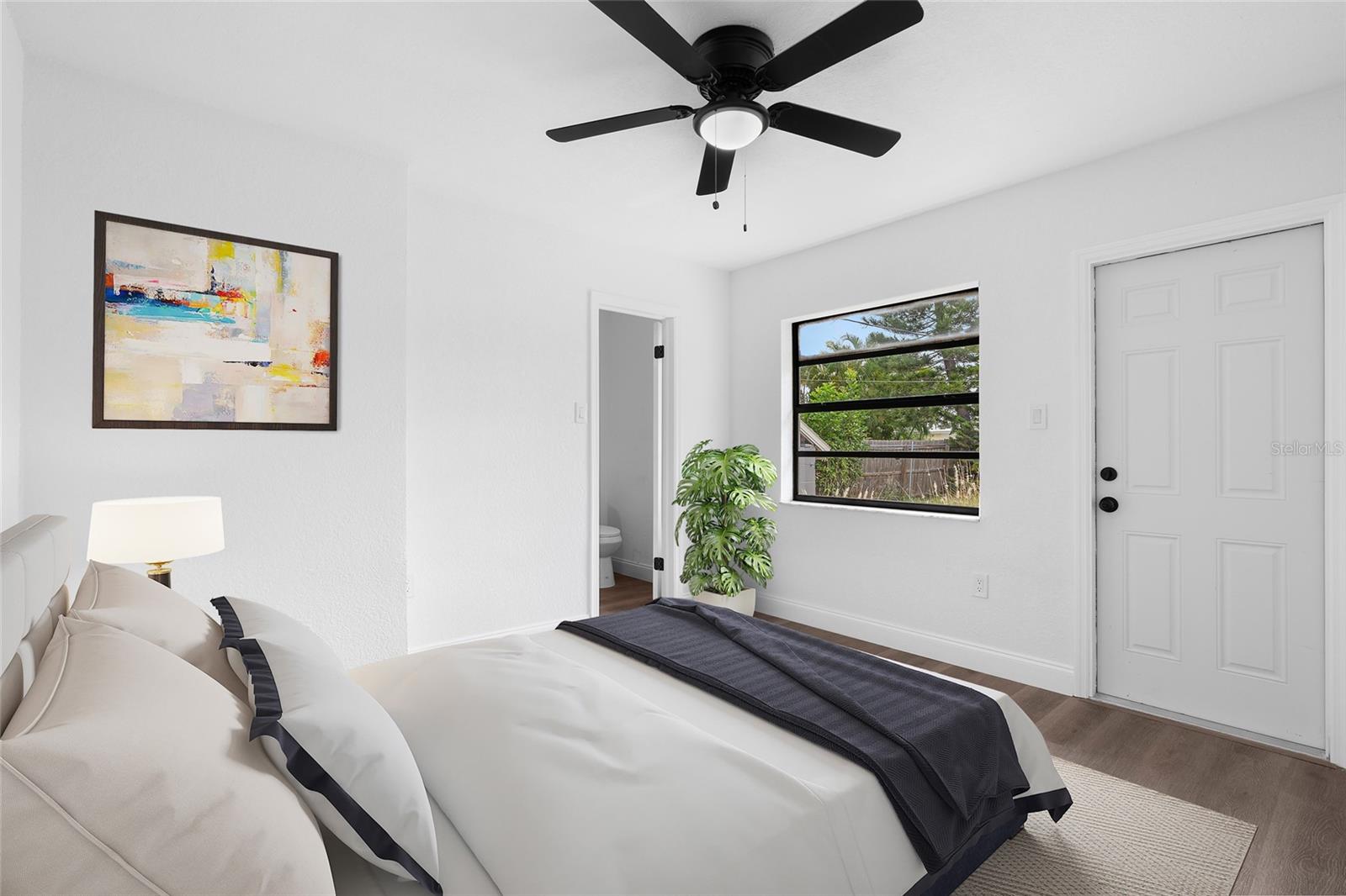 Image 22 of 31 For 9033 3rd Street N