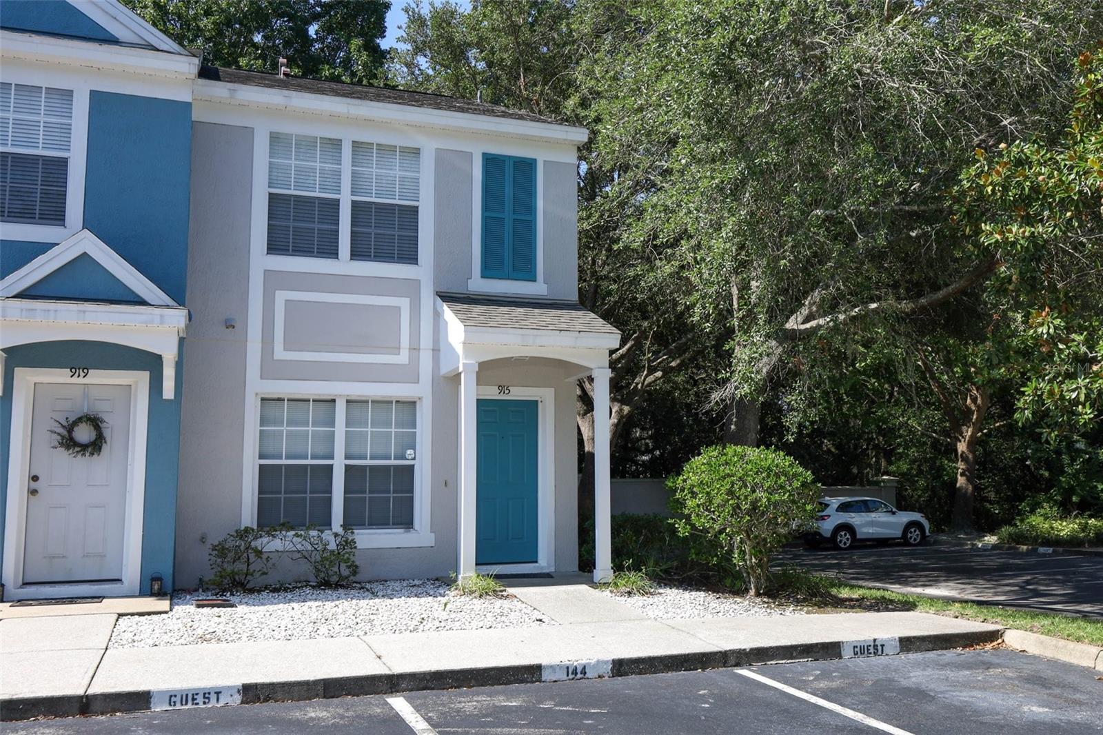 Image 2 of 45 For 915 Vineland Place