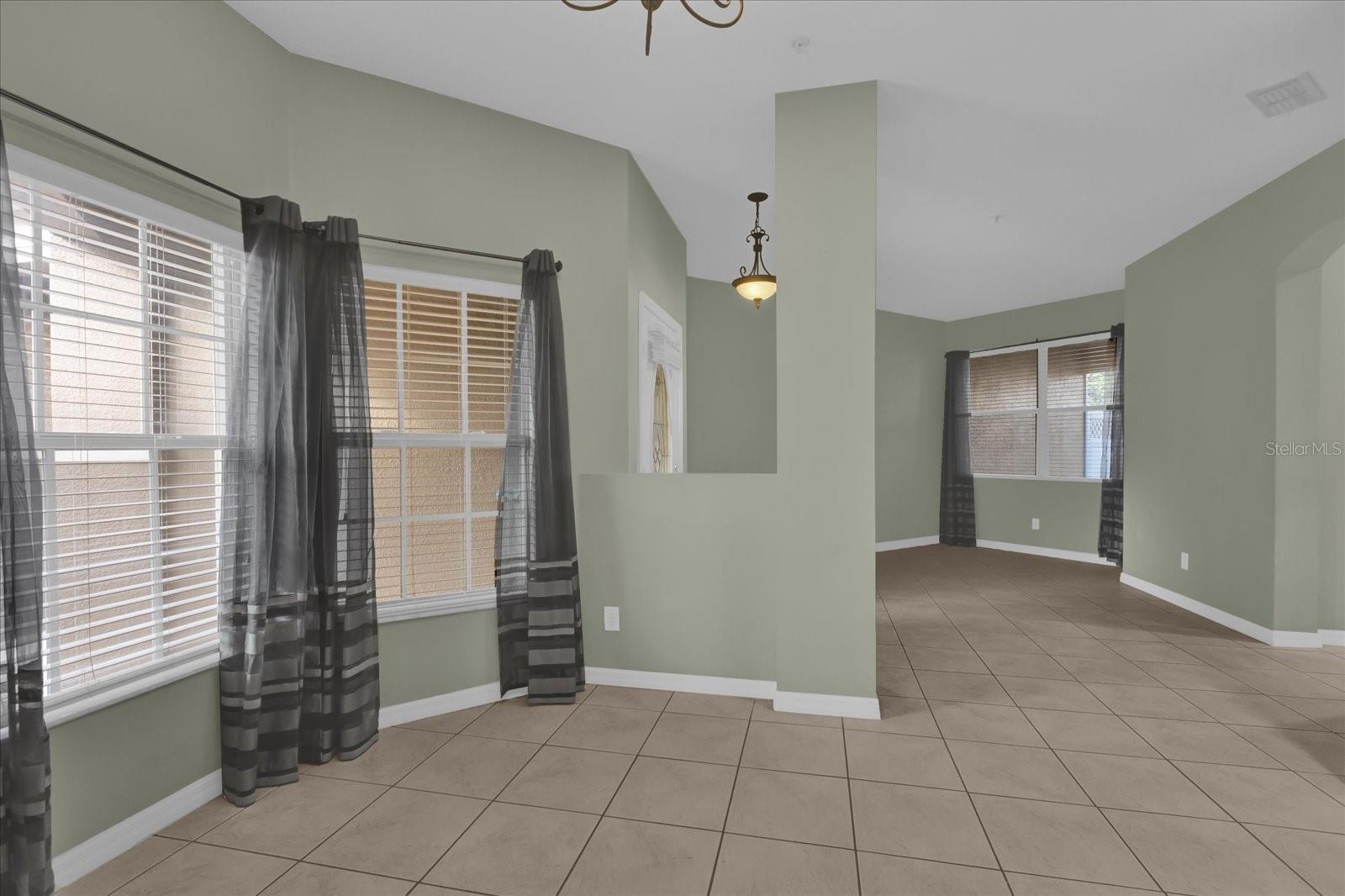 Image 12 of 33 For 585 Cruz Bay Circle