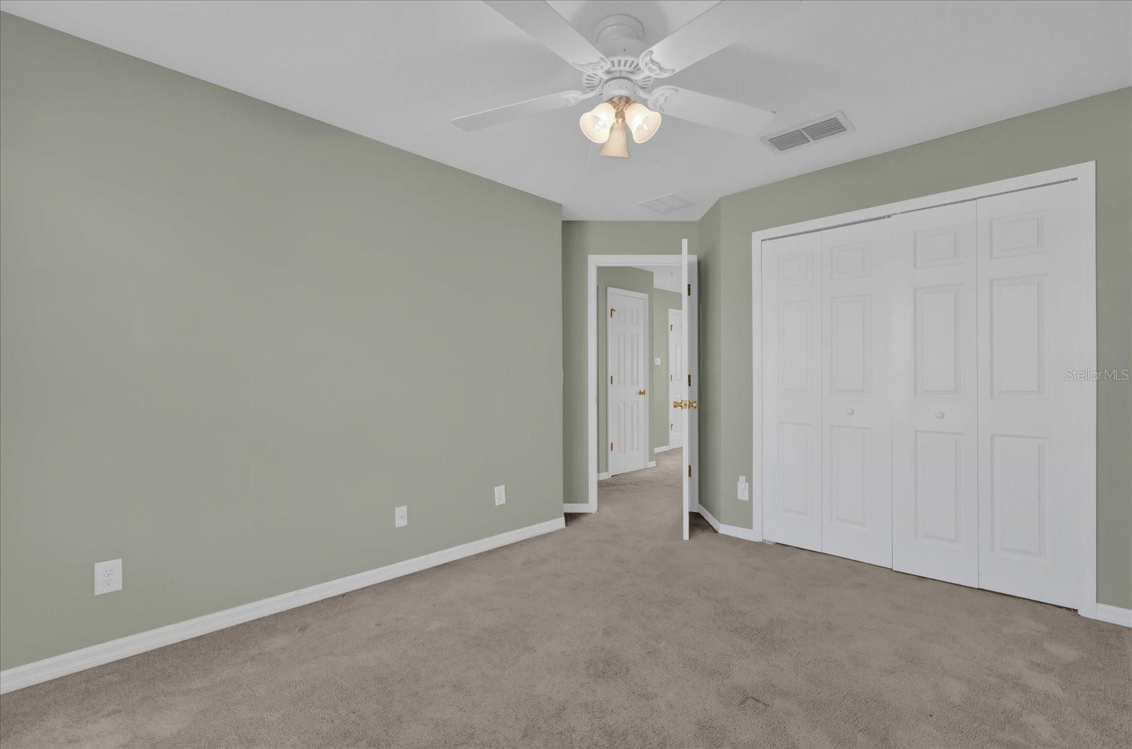 Image 18 of 33 For 585 Cruz Bay Circle