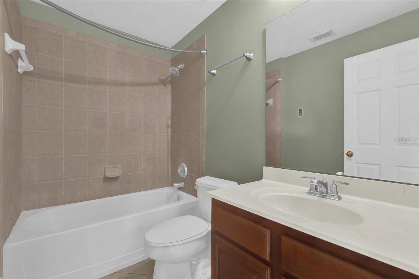Image 21 of 33 For 585 Cruz Bay Circle