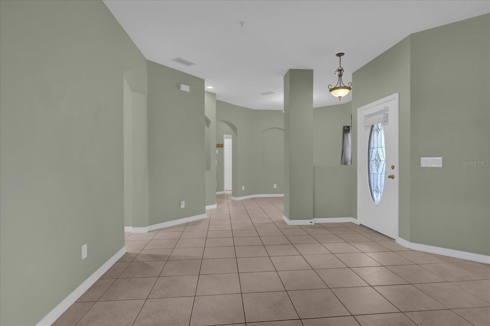 Image 5 of 33 For 585 Cruz Bay Circle